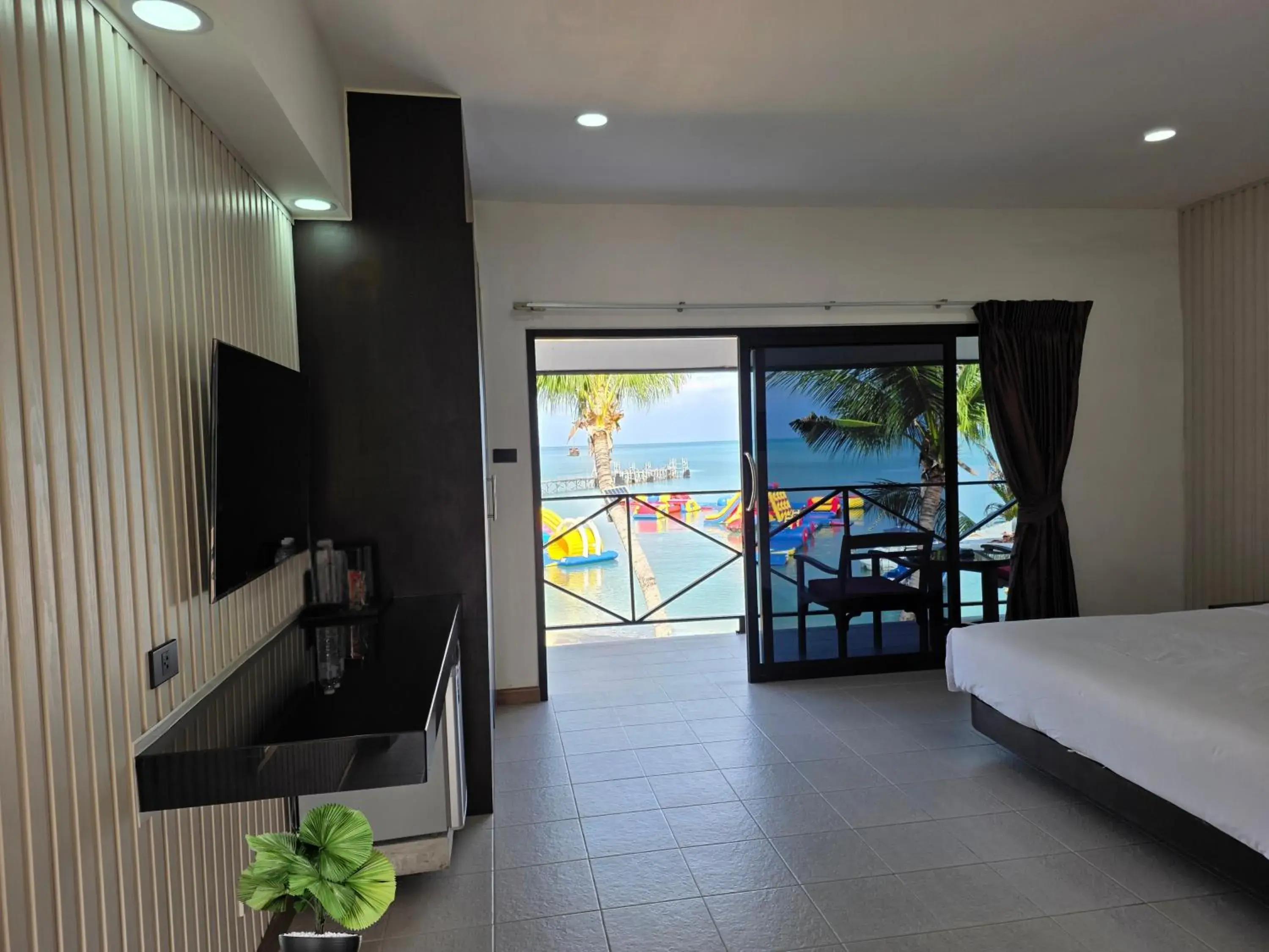 Bedroom, Bed in Samui Pier Beach Front & Resort Bedroom, Bed in Samui Pier Beach Front & Resort