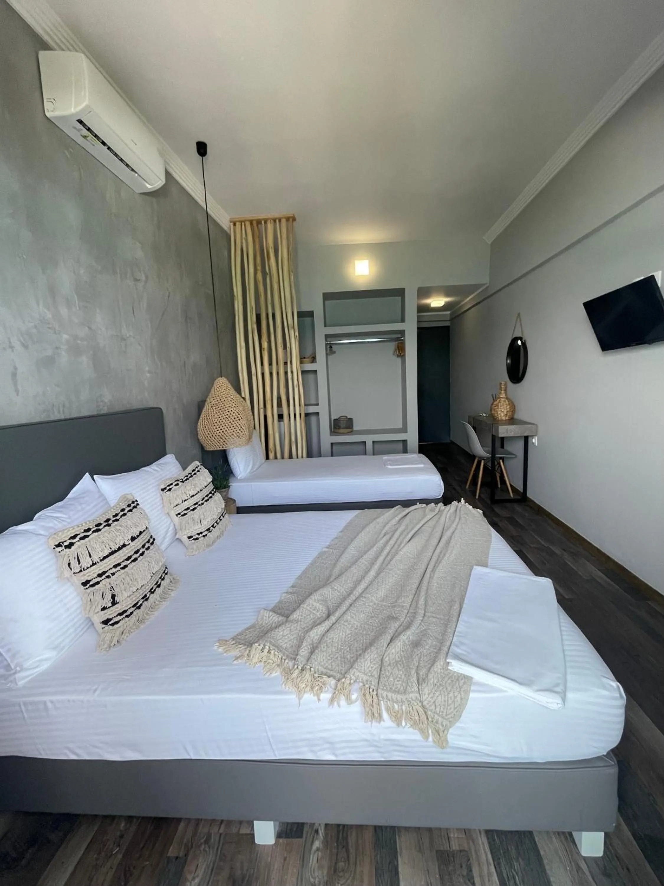 TV and multimedia, Bed in Xenios Hotel