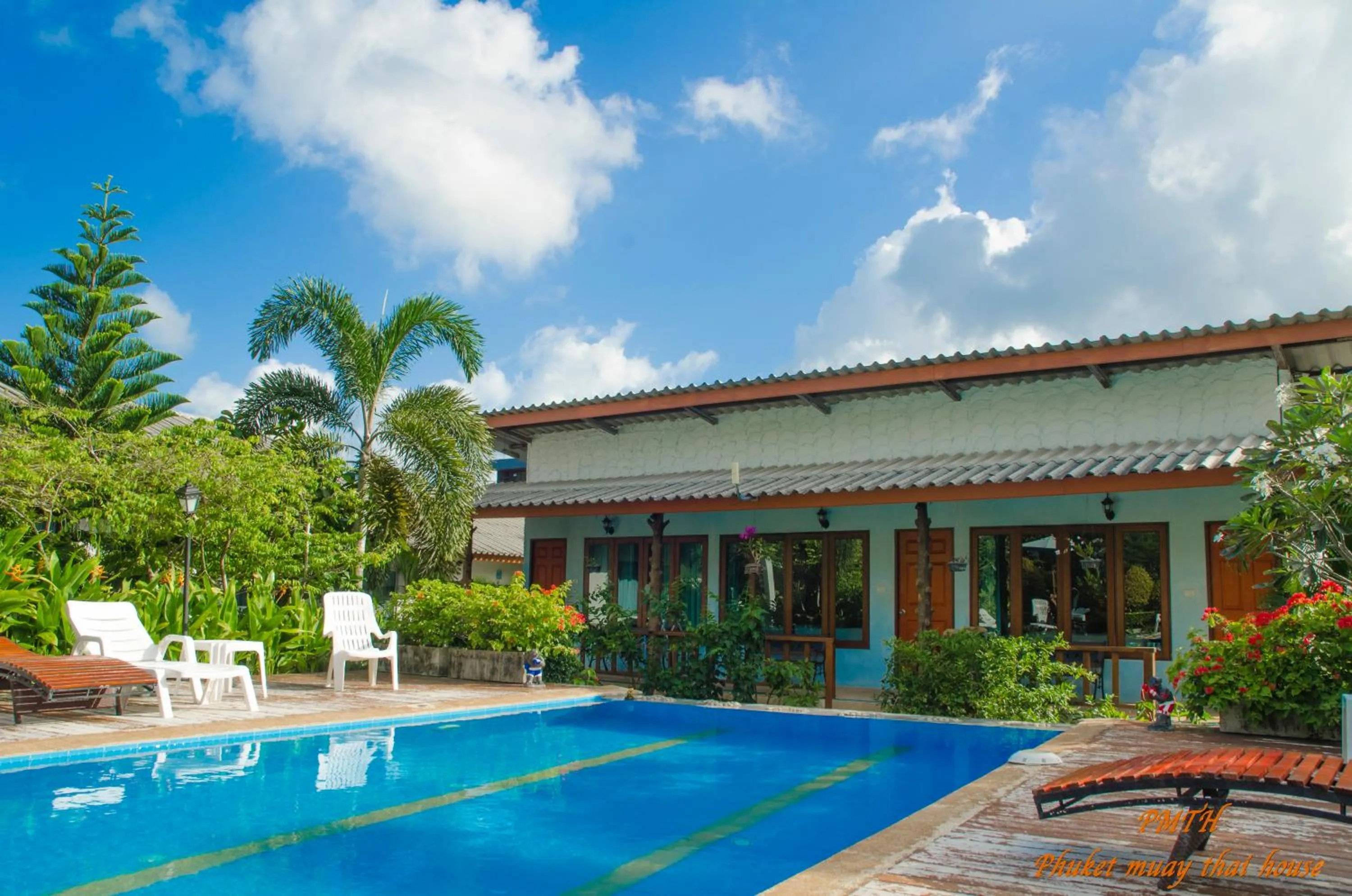 Swimming pool in Phuket Muay Thai House