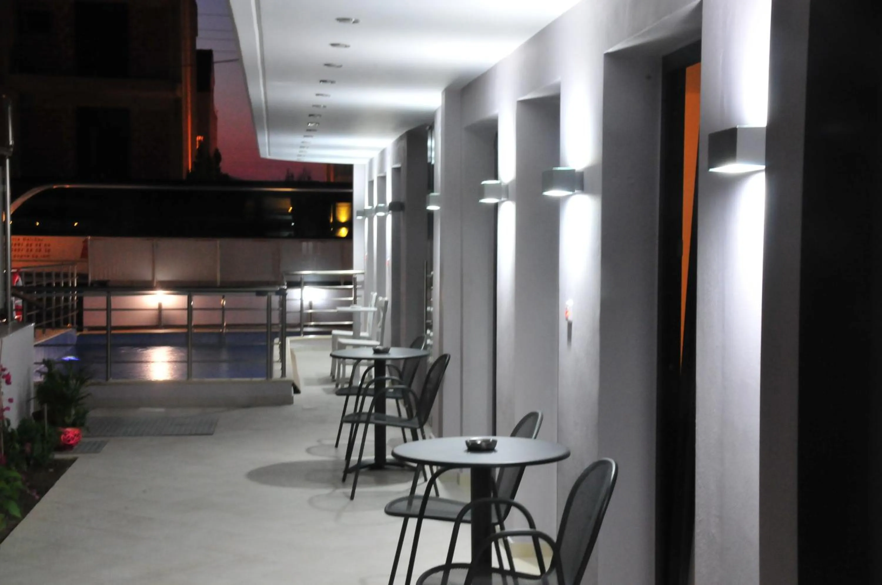 Balcony/Terrace in Panorama Inn Hotel