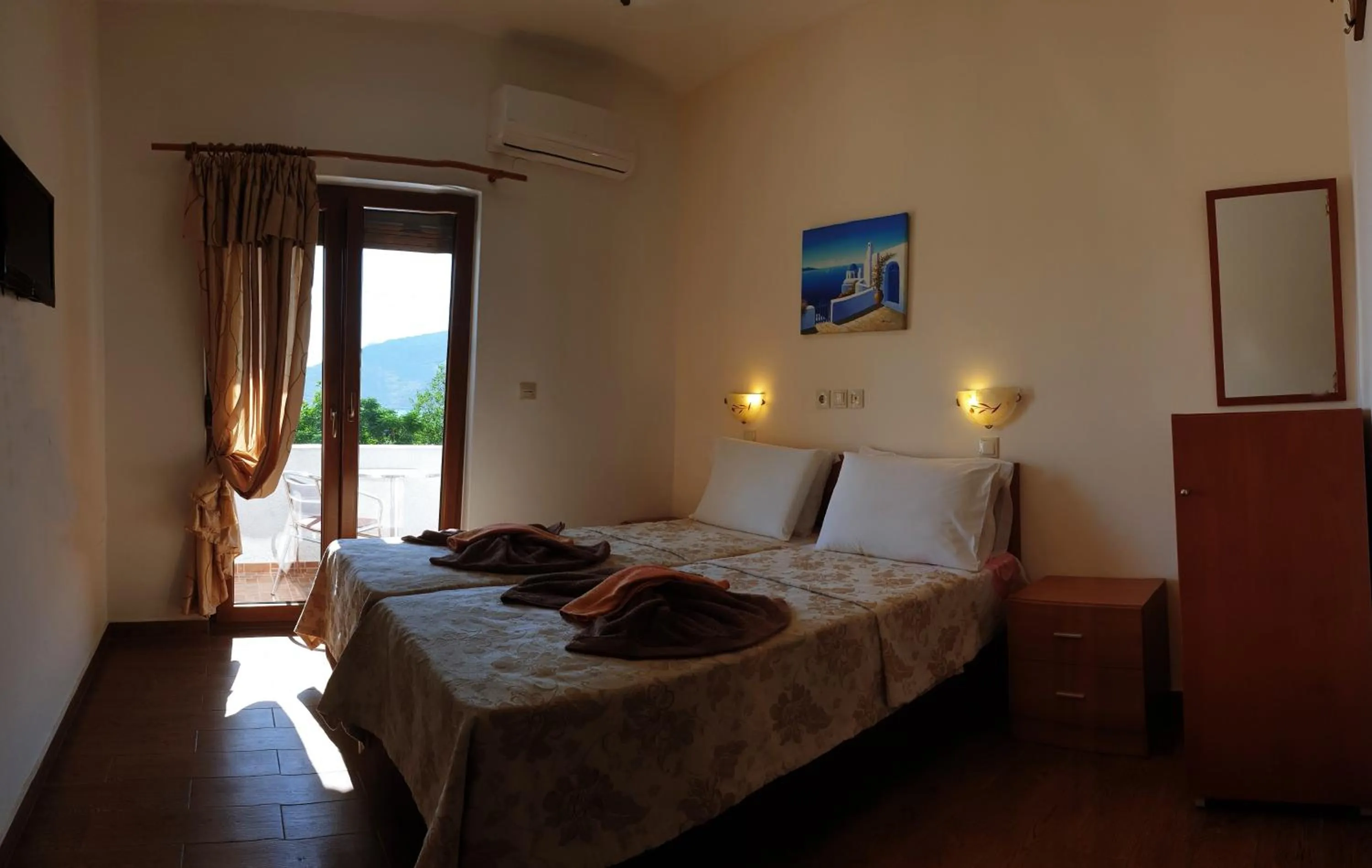 Bedroom, Bed in Apollo Studios