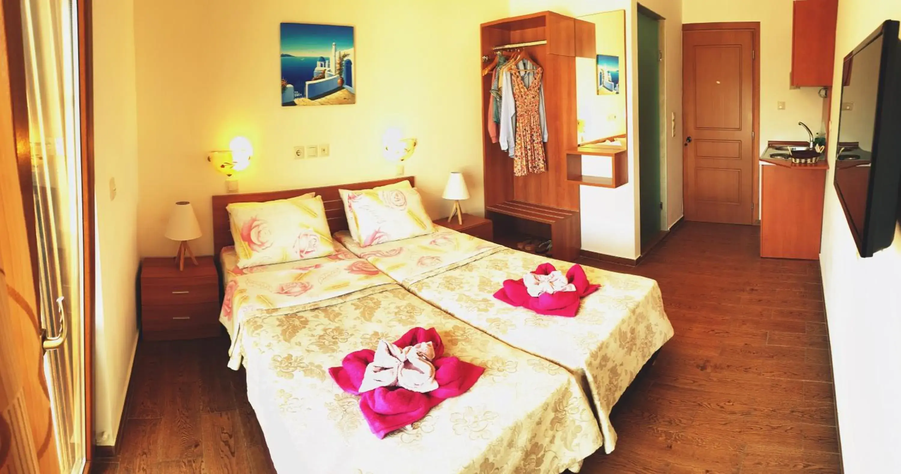 Bed in Apollo Studios Bed in Apollo Studios