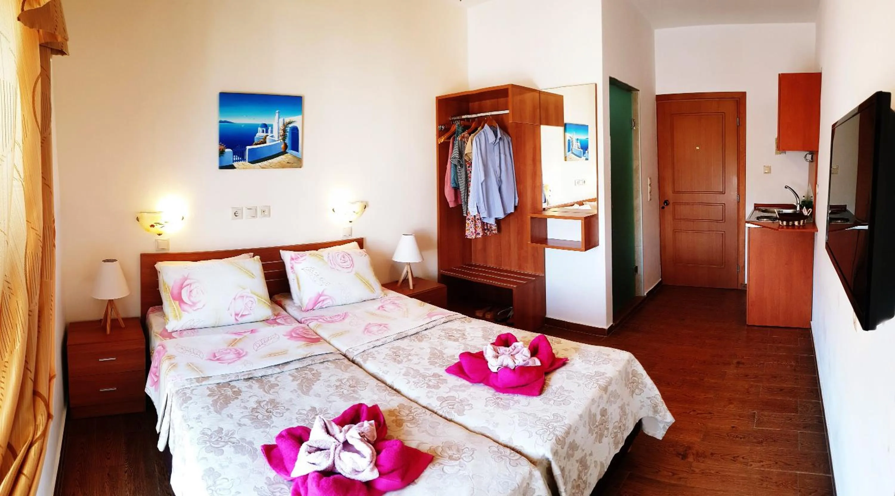 Bedroom, Bed in Apollo Studios