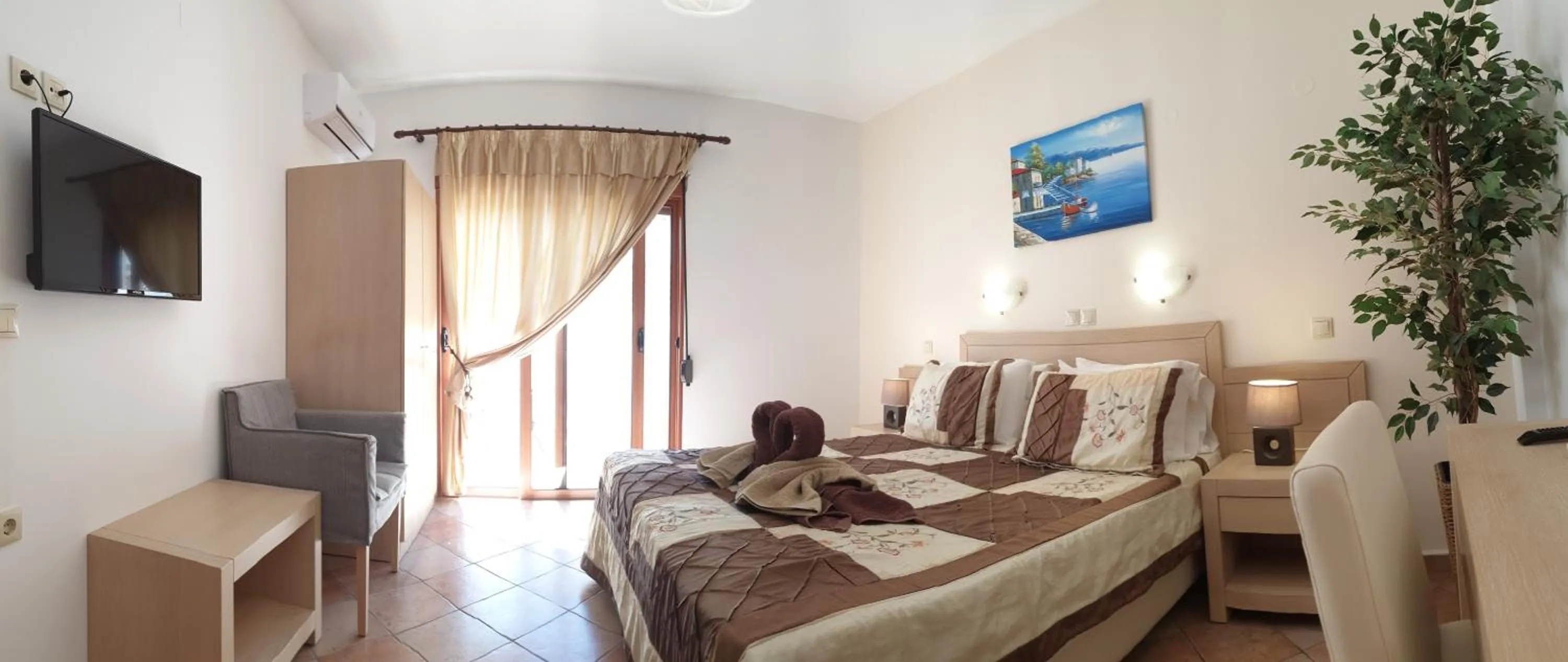 Bedroom, Bed in Apollo Studios