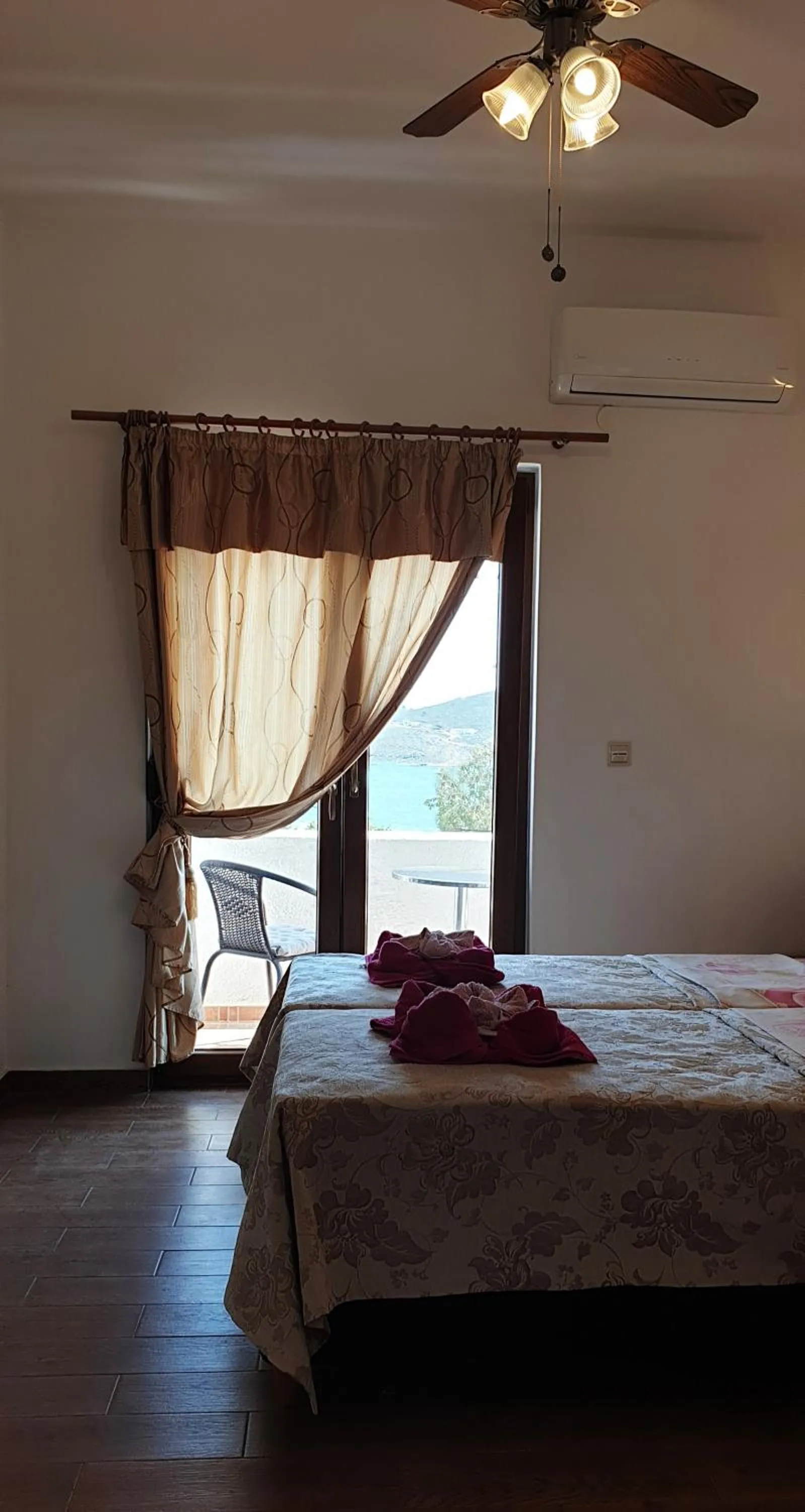 Bedroom, Bed in Apollo Studios