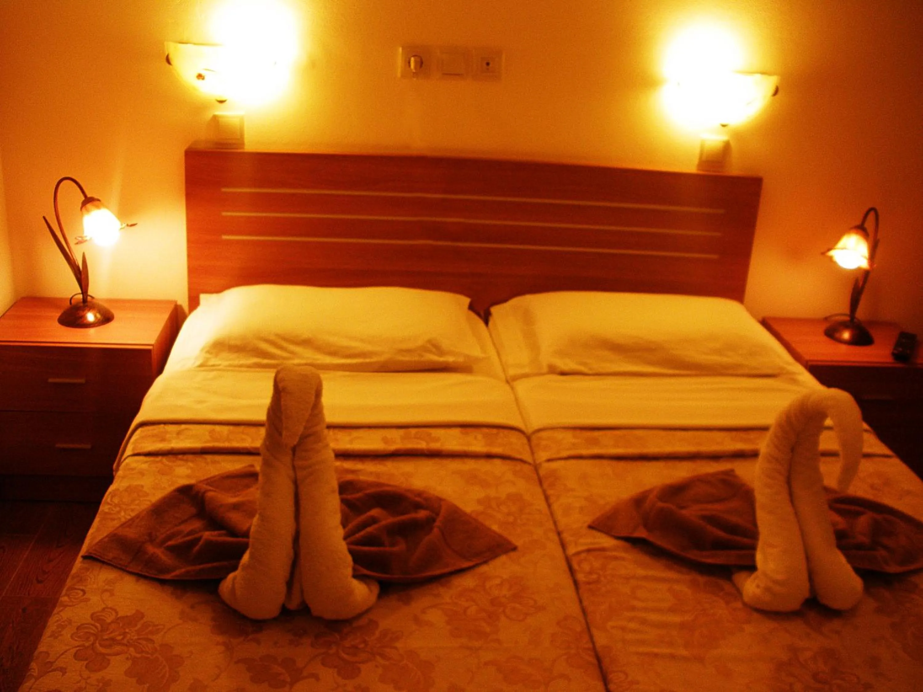 Bedroom, Bed in Apollo Studios