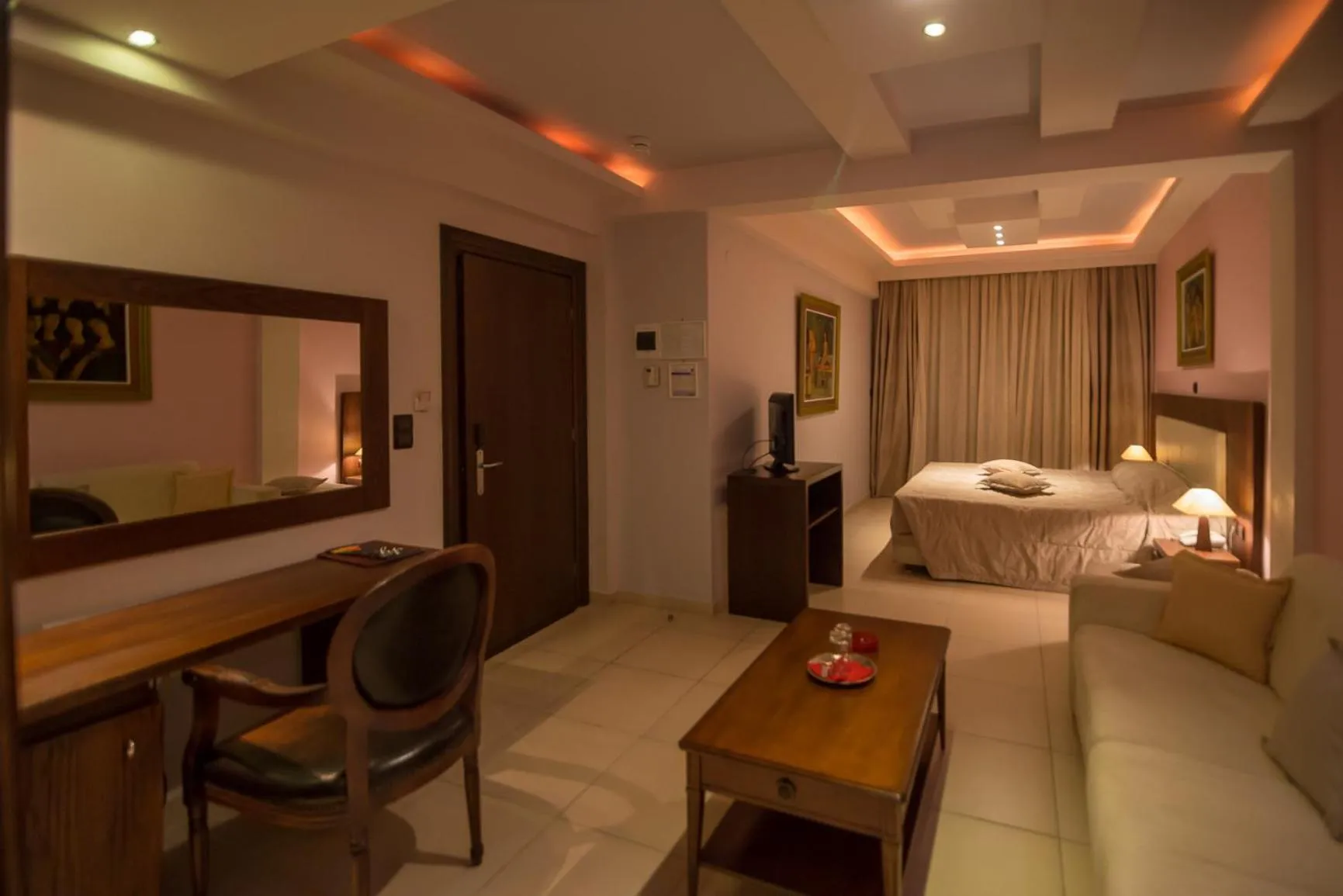 Bed in Panorama Hotel