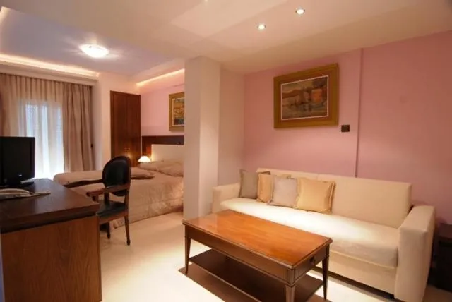 Photo of the whole room in Panorama Hotel