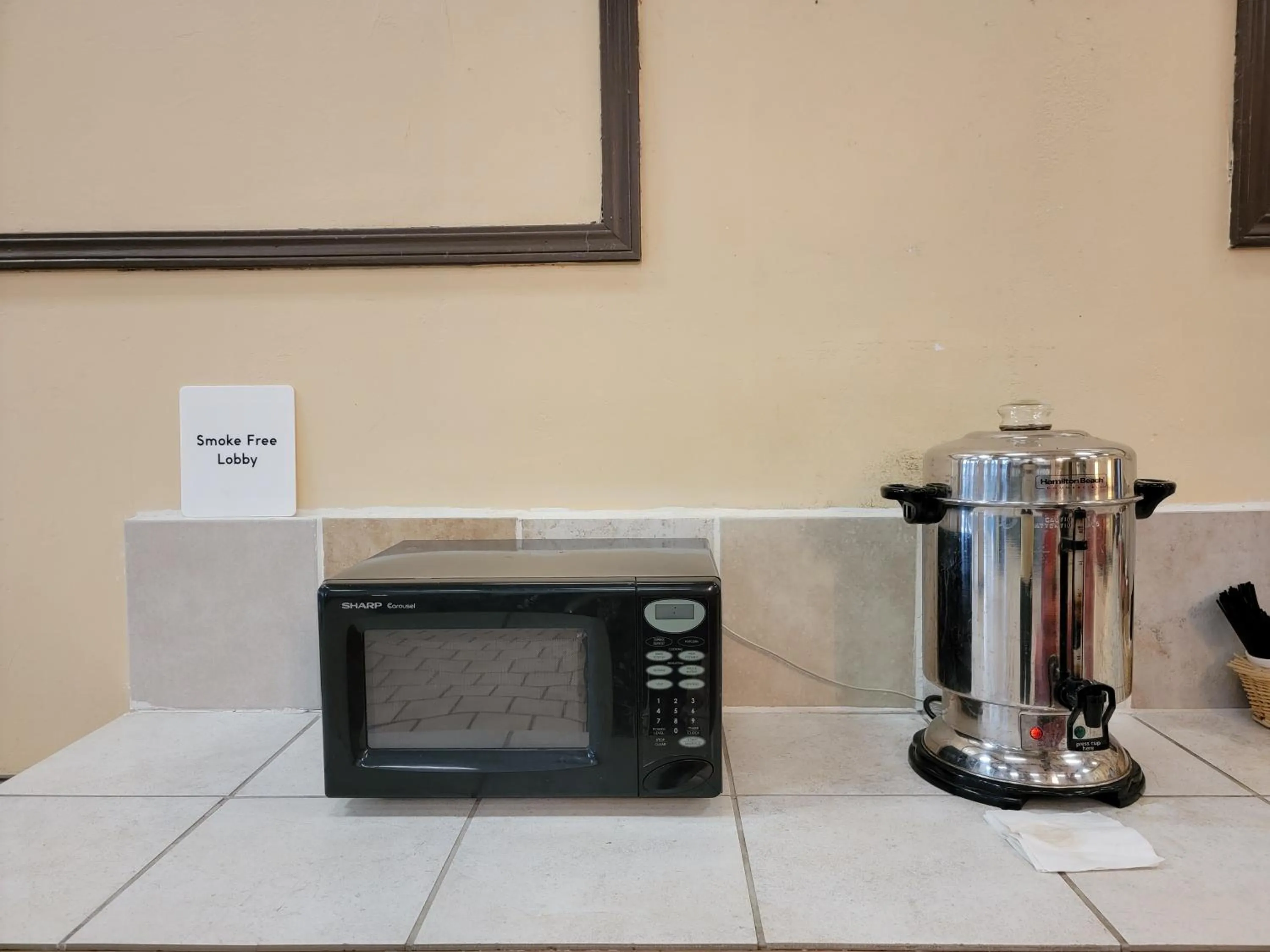 Coffee/tea facilities in Rest Inn - Extended Stay, I-40 Airport, Wedding & Event Center