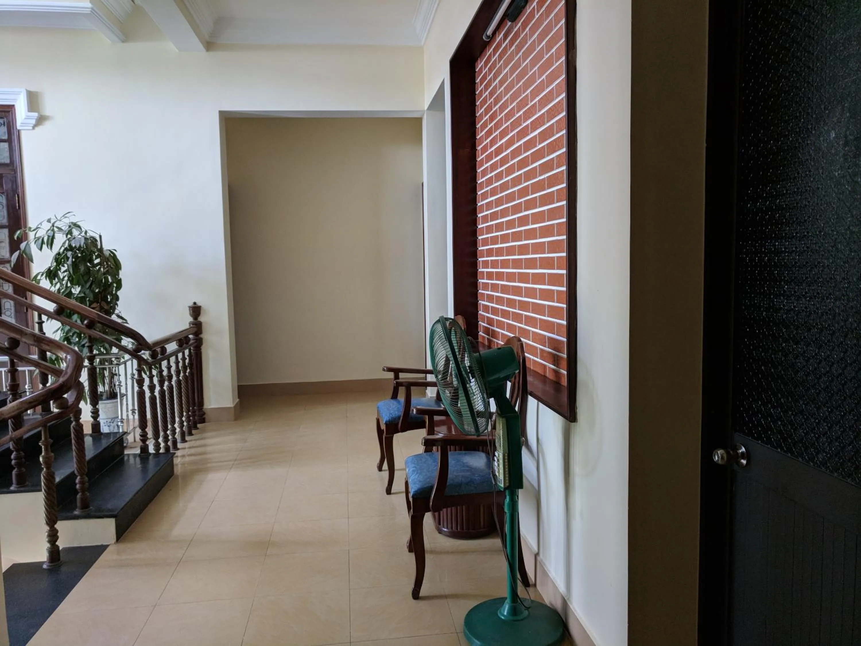 Khách sạn Đồng Dao