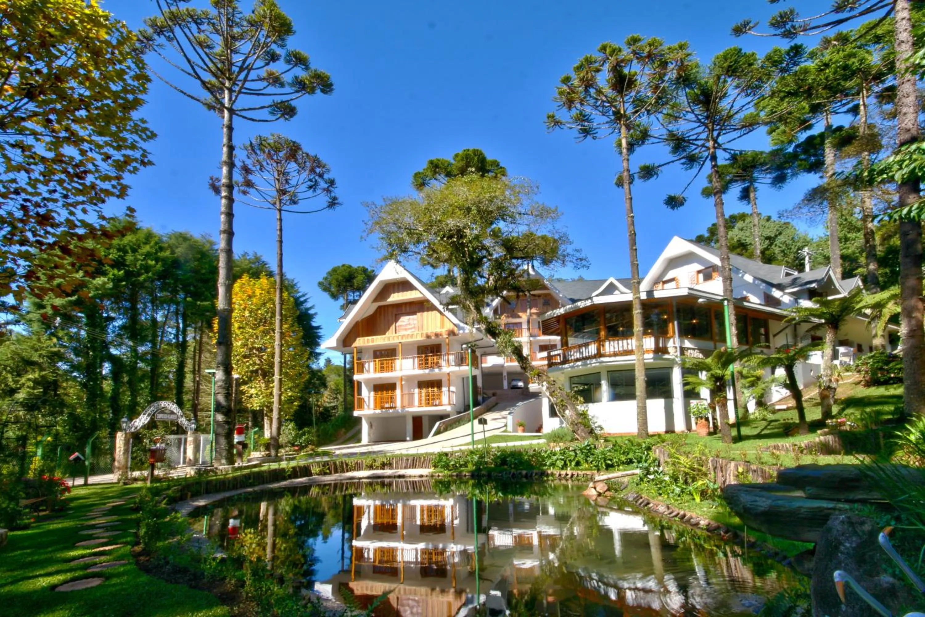 Property building in Pousada Campos dos Holandeses - Campos do Jordao