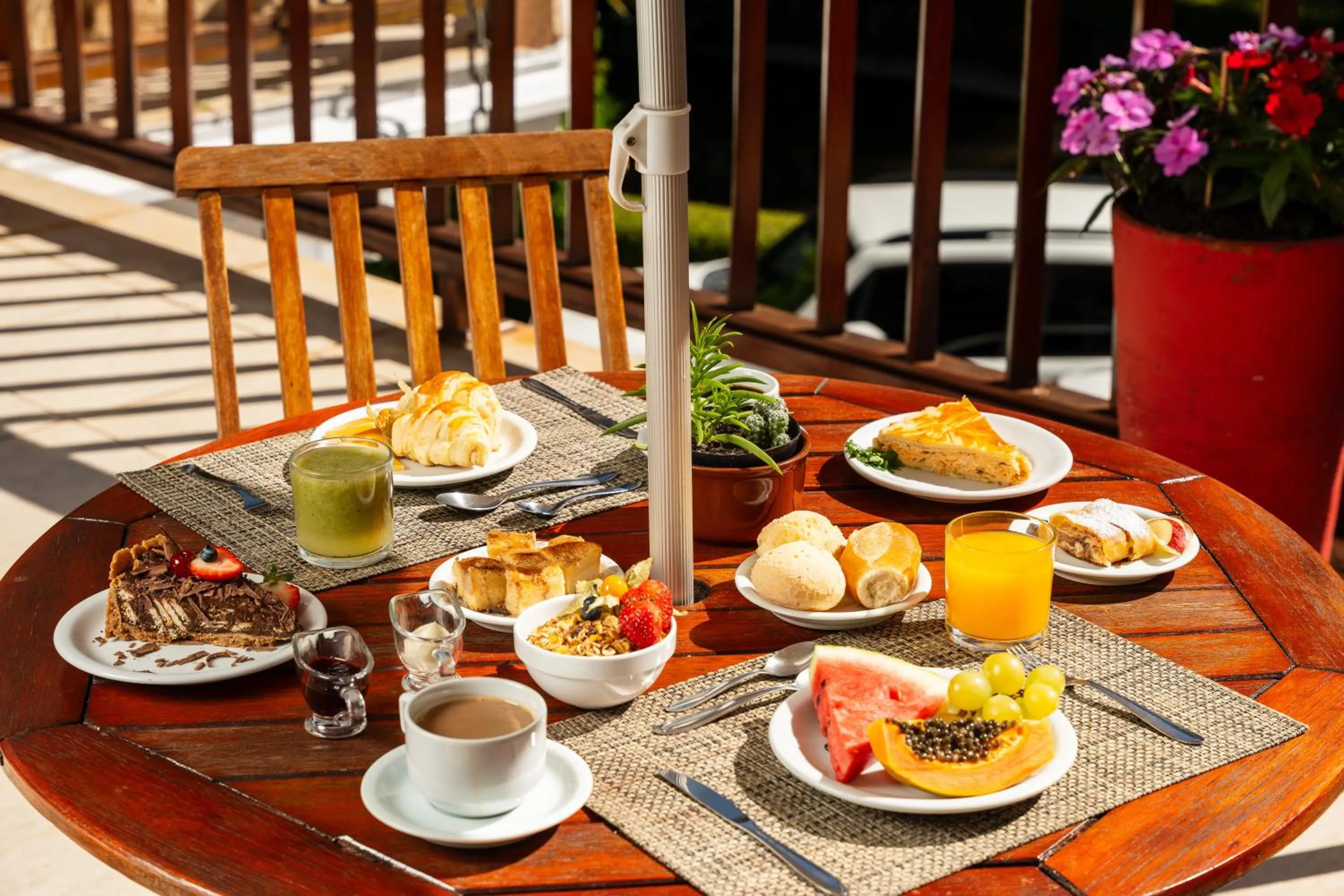 Balcony/Terrace in Pousada Campos dos Holandeses - Campos do Jordao