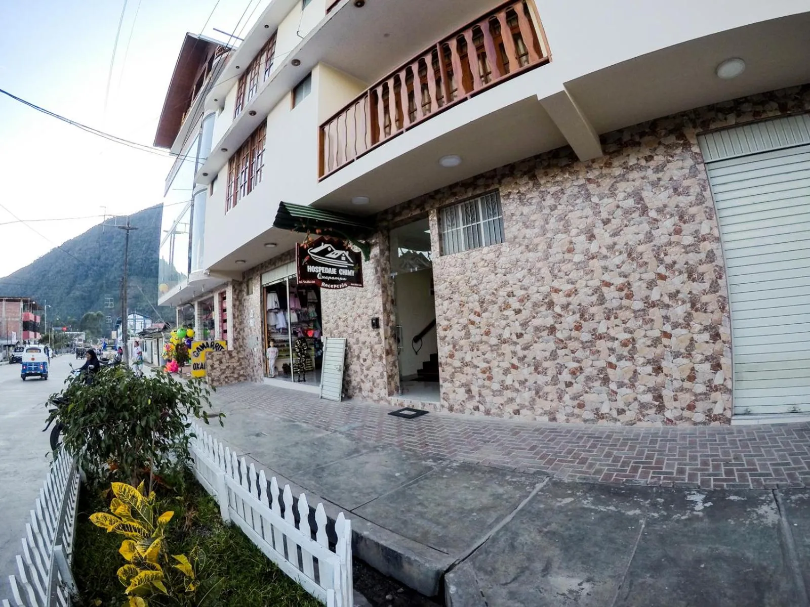 Property building in Hospedaje Chimy