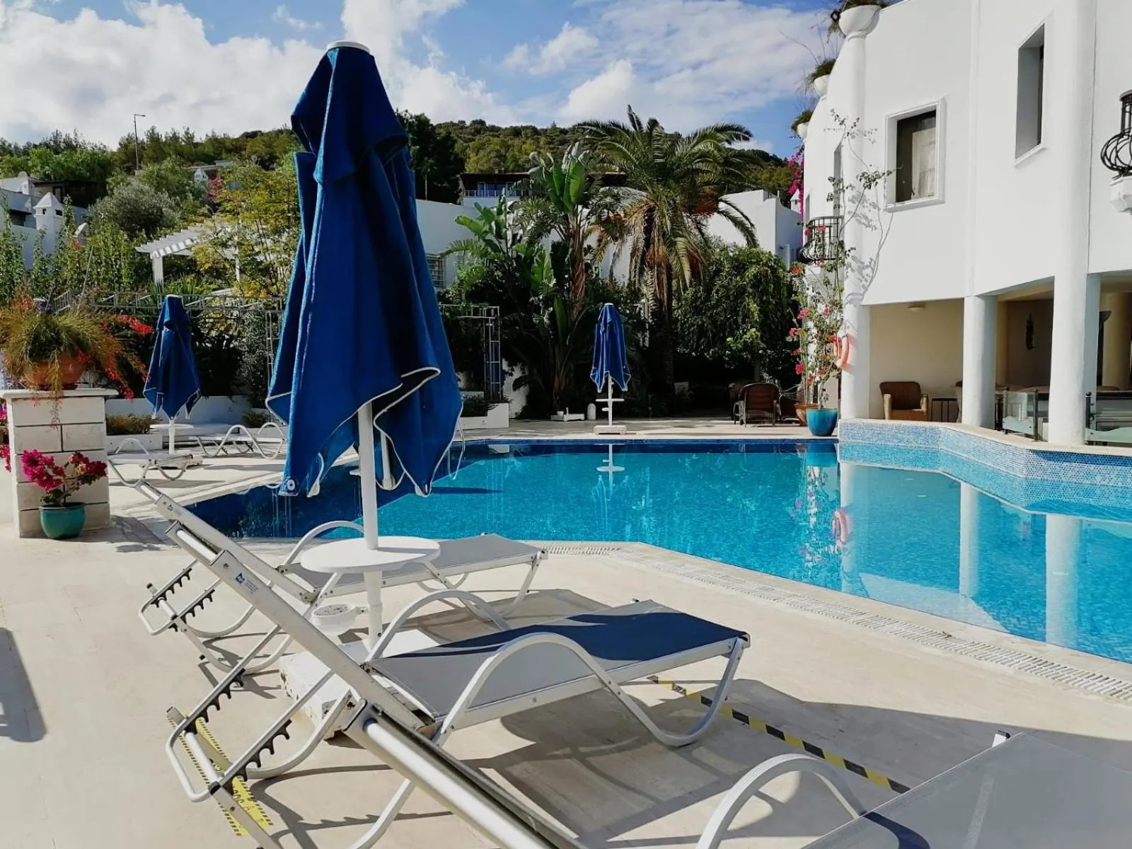 Pool view in Torbahan Hotel