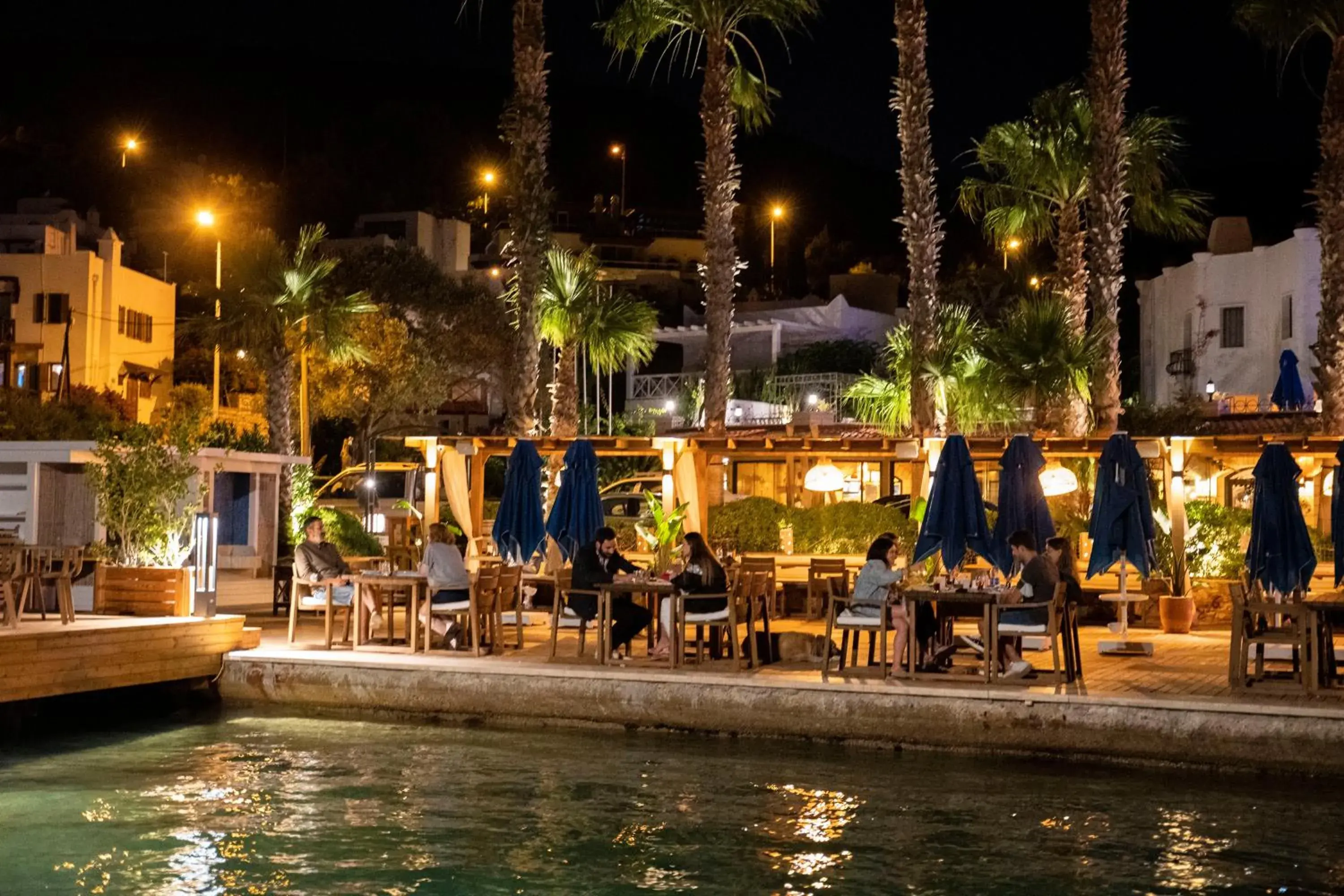 Restaurant/places to eat in Torbahan Hotel Restaurant/places to eat in Torbahan Hotel