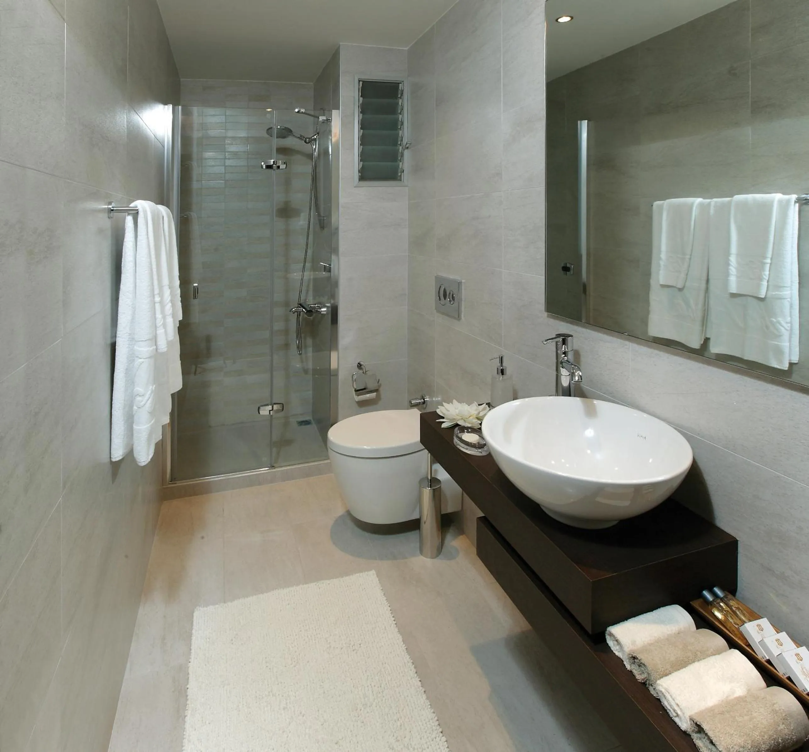 Bathroom in Torbahan Hotel