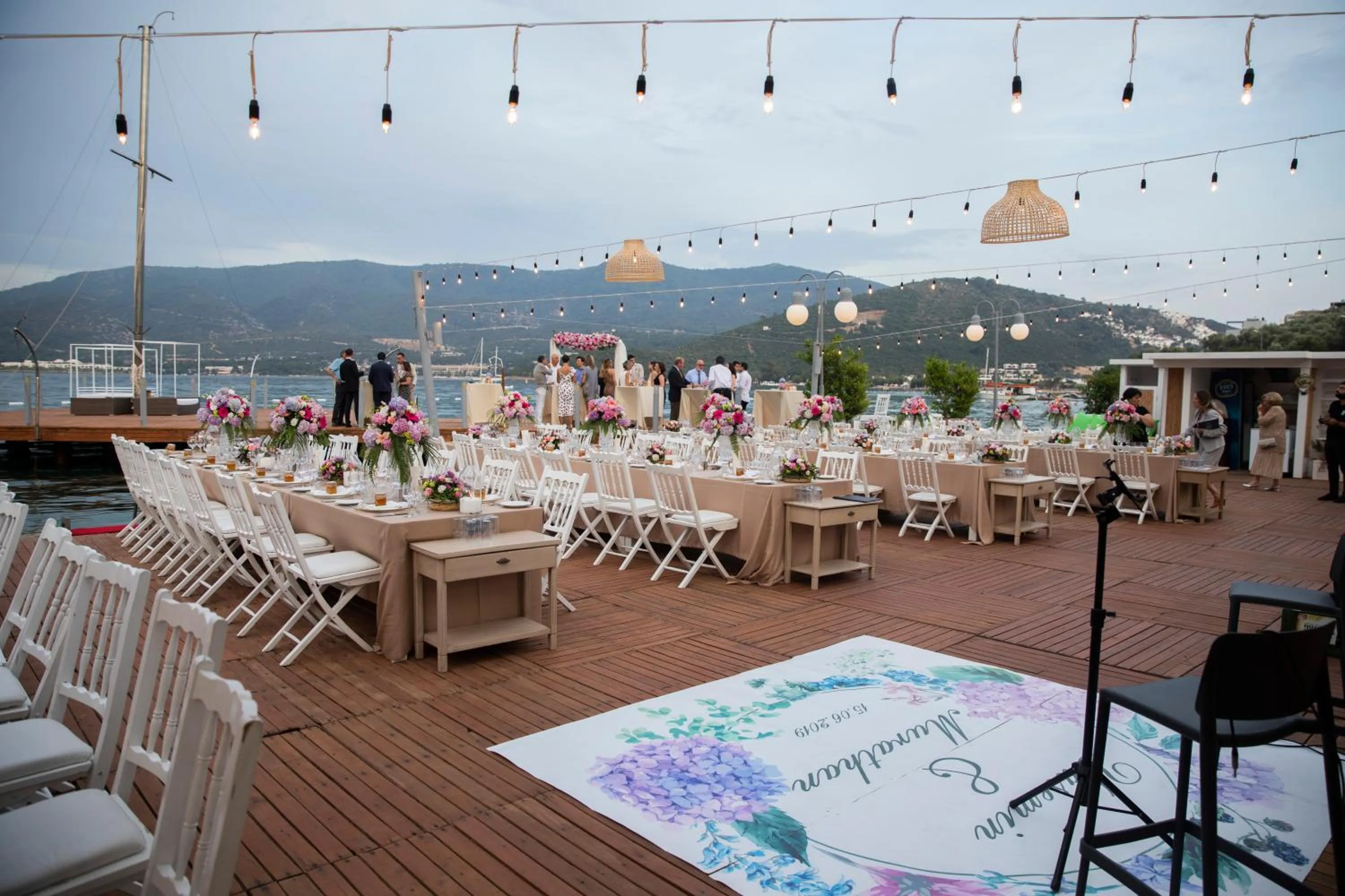 Restaurant/places to eat in Torbahan Hotel