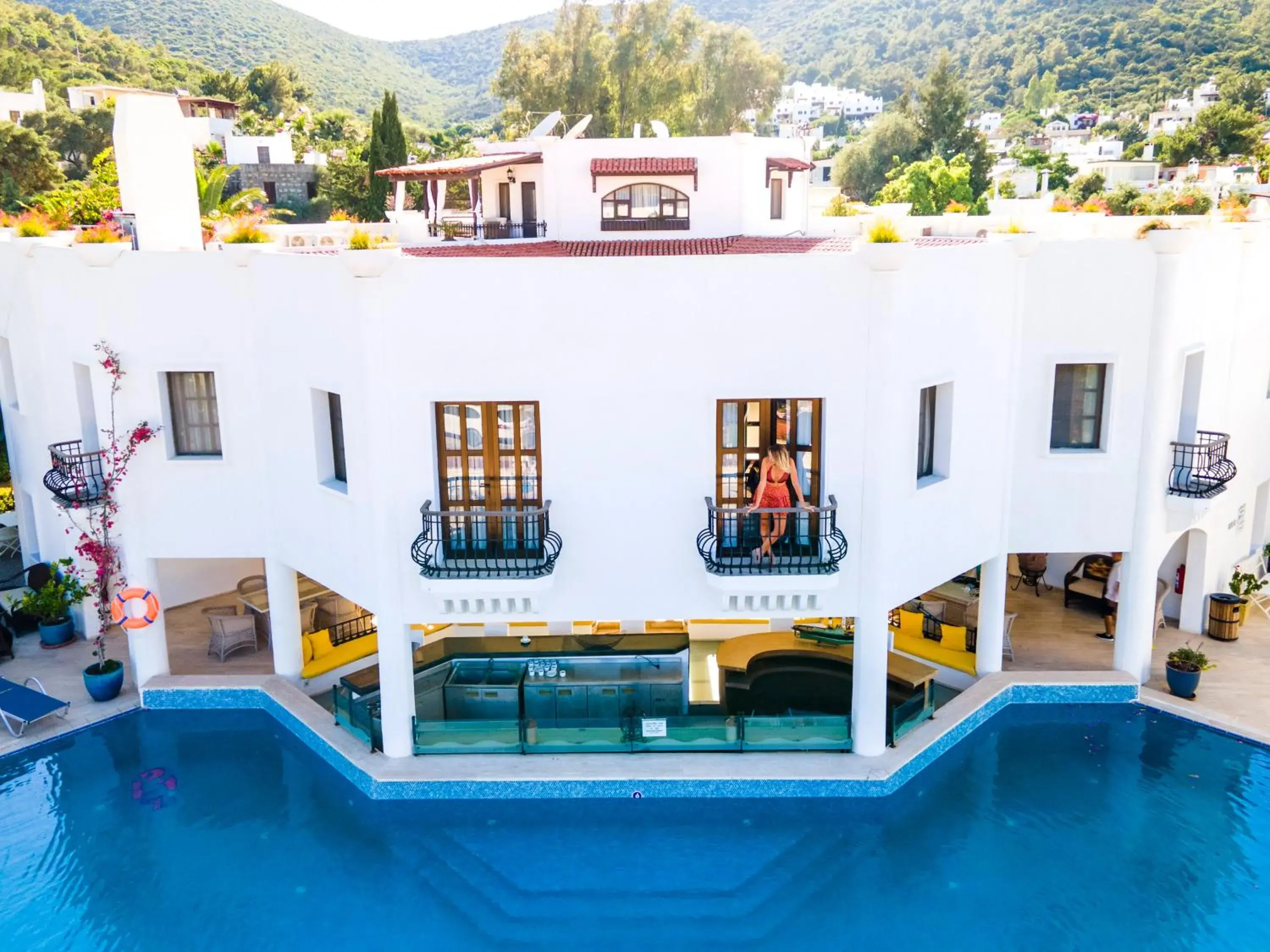 Property building in Torbahan Hotel Property building in Torbahan Hotel