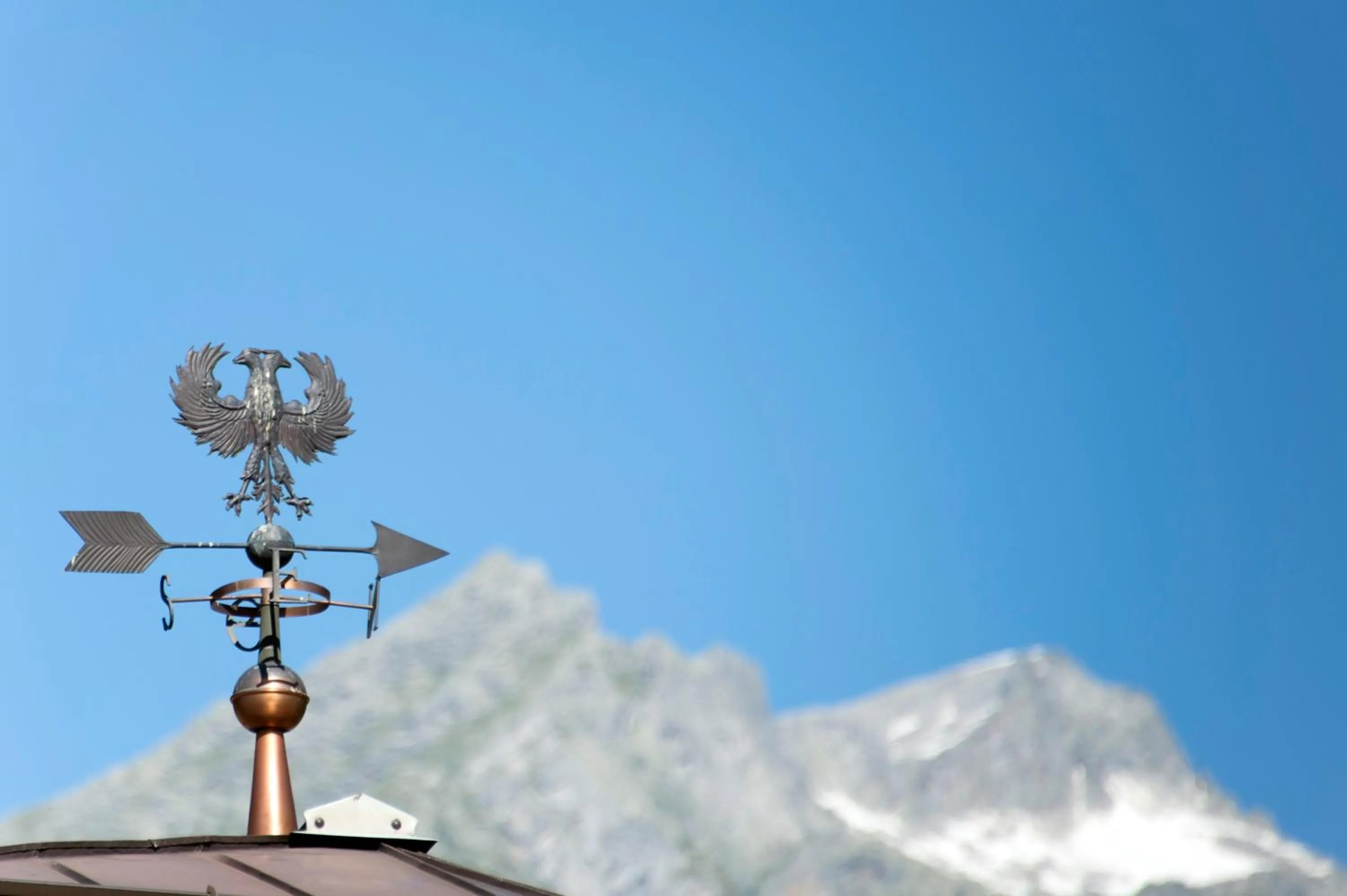 Mountain view in Casteluce Hotel Funivie