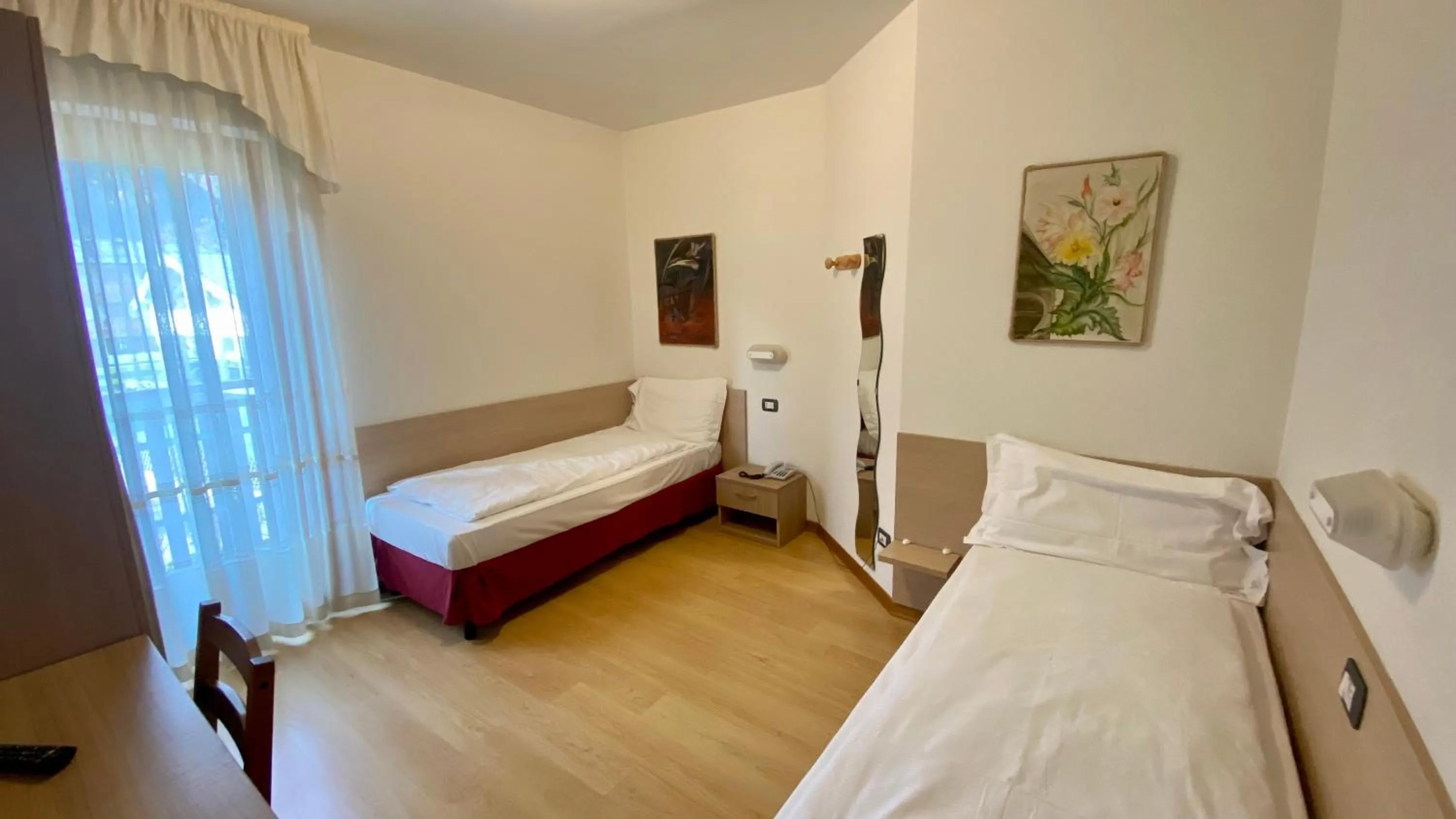 Bed in Casteluce Hotel Funivie