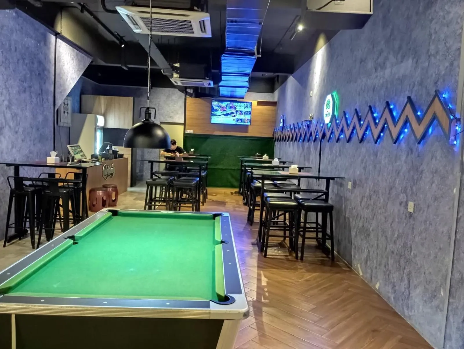Lounge or bar in Riviera Suites Melaka