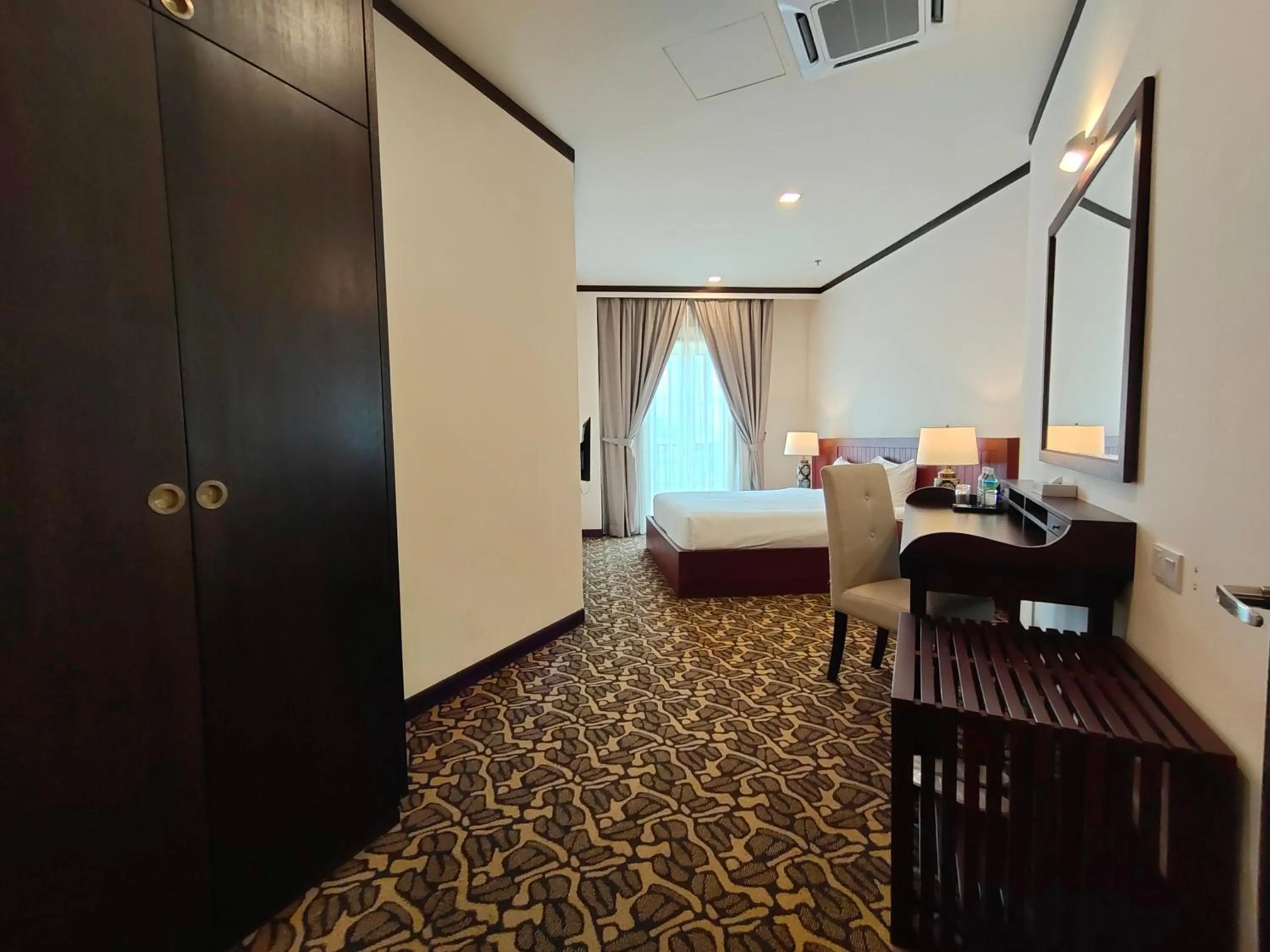 Bedroom, Bed in Riviera Suites Melaka