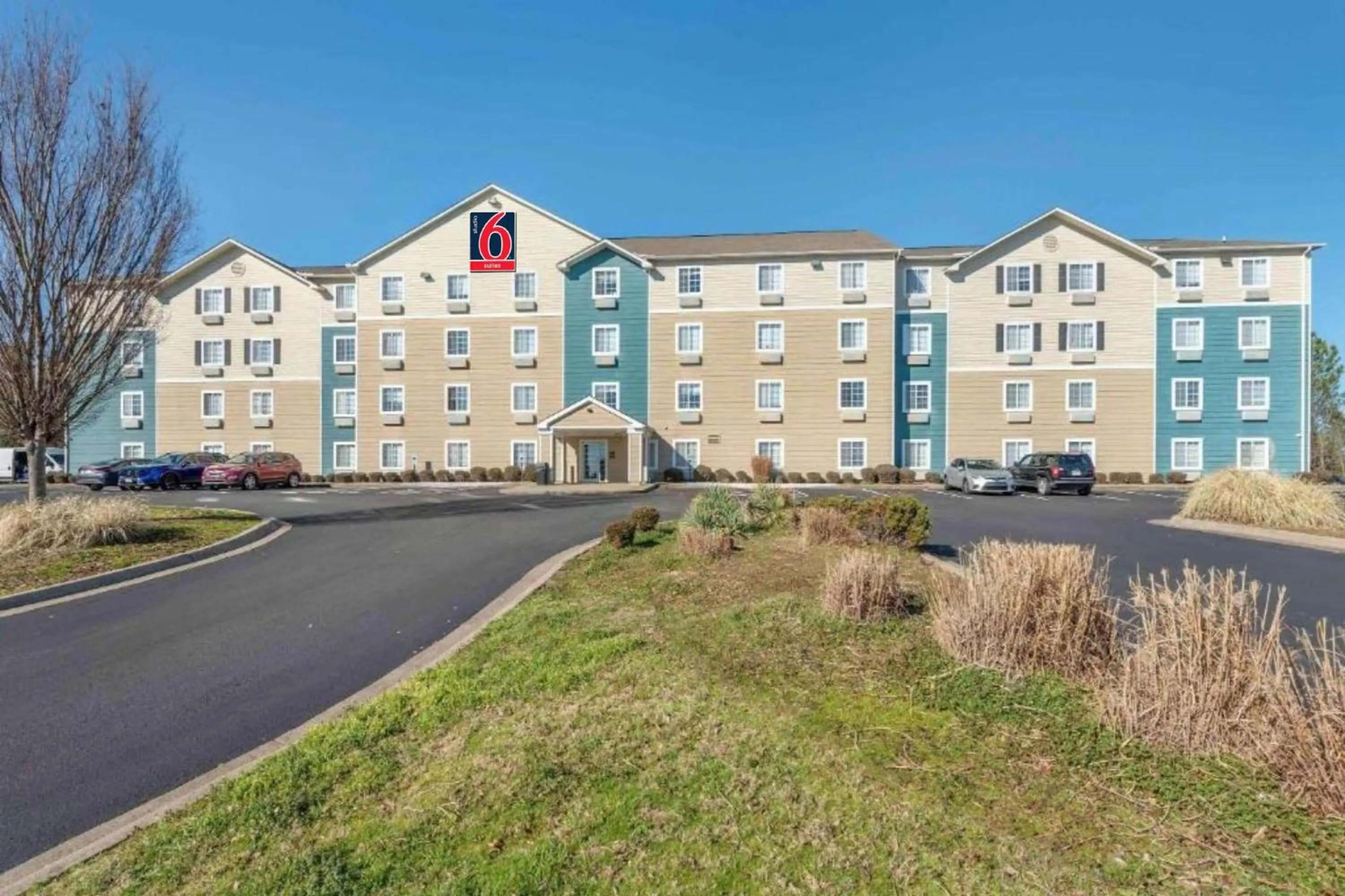 Facade/entrance in Studio 6 Extended Stay Little Rock Southwest AR