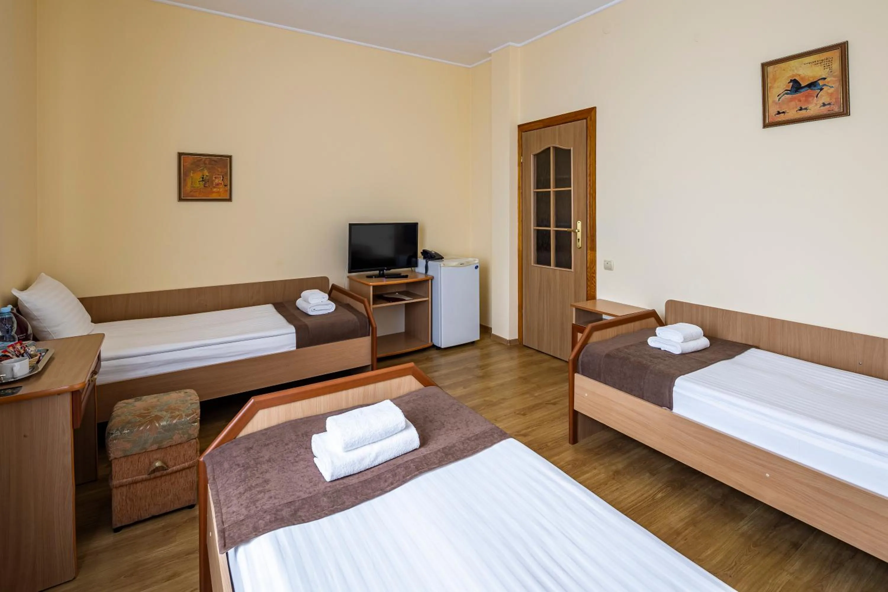 Bedroom, Bed in Hotel Galaktika