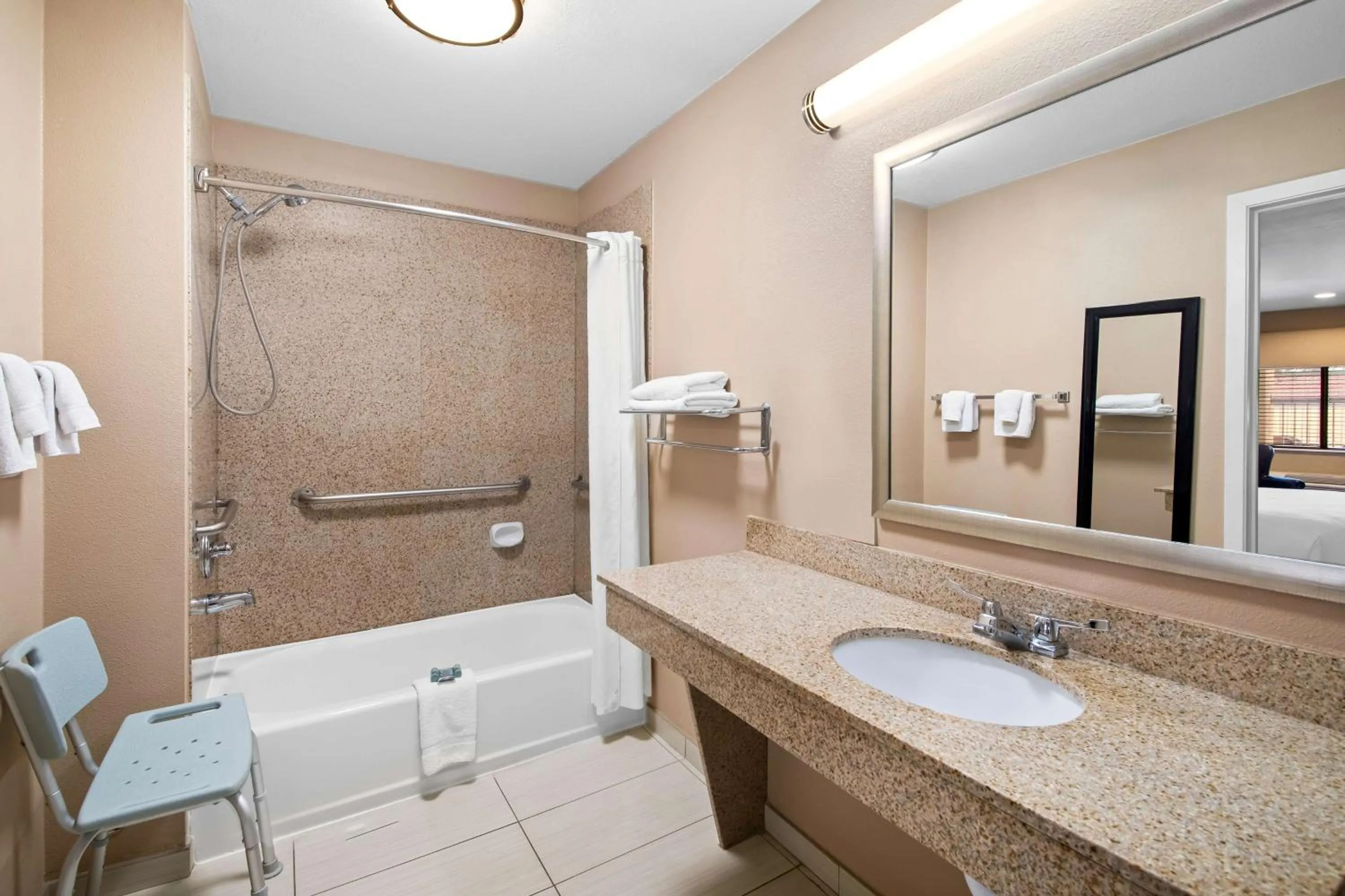 Bathroom in Best Western Cedar Inn
