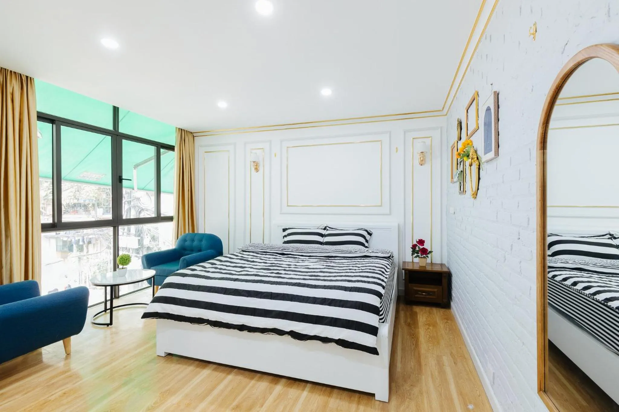 Bed in SaziHome Le Thanh Tong Hanoi