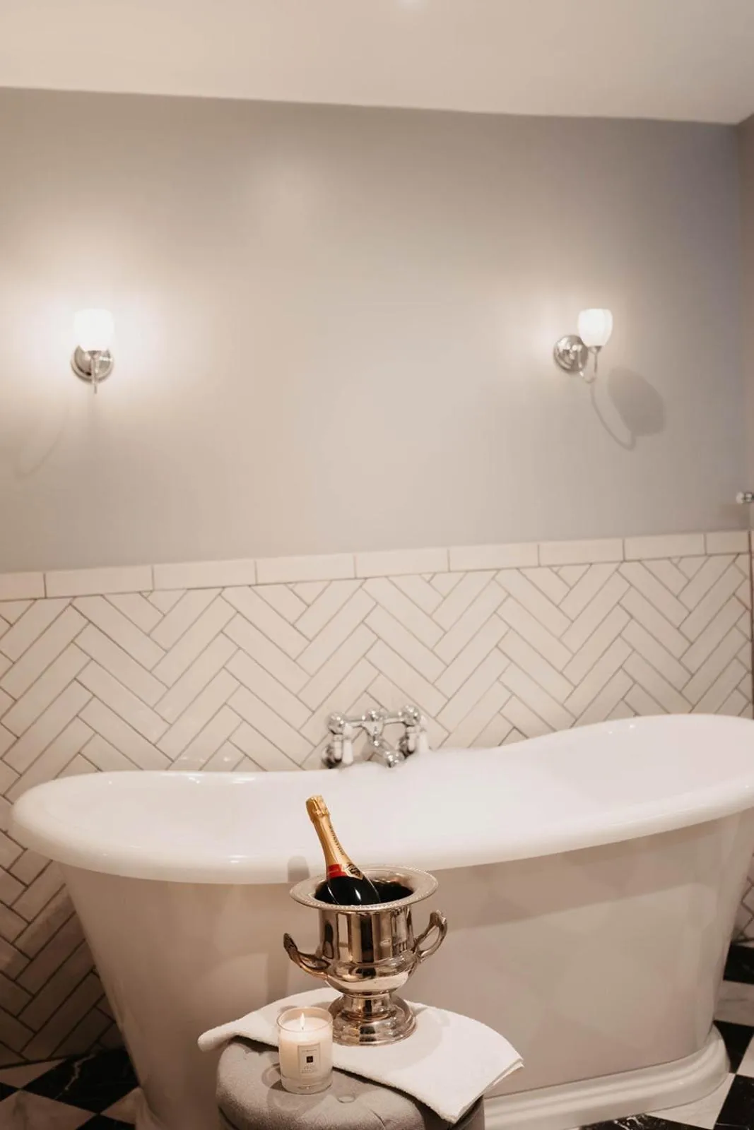 Bathroom in The Boar's Head