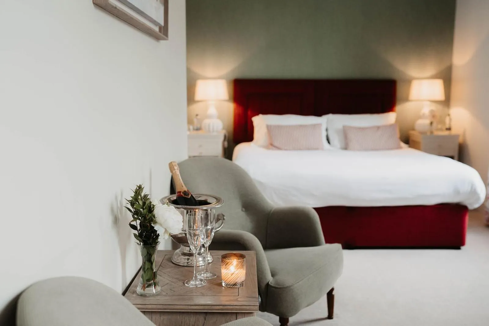 Photo of the whole room, Bed in The Boar's Head