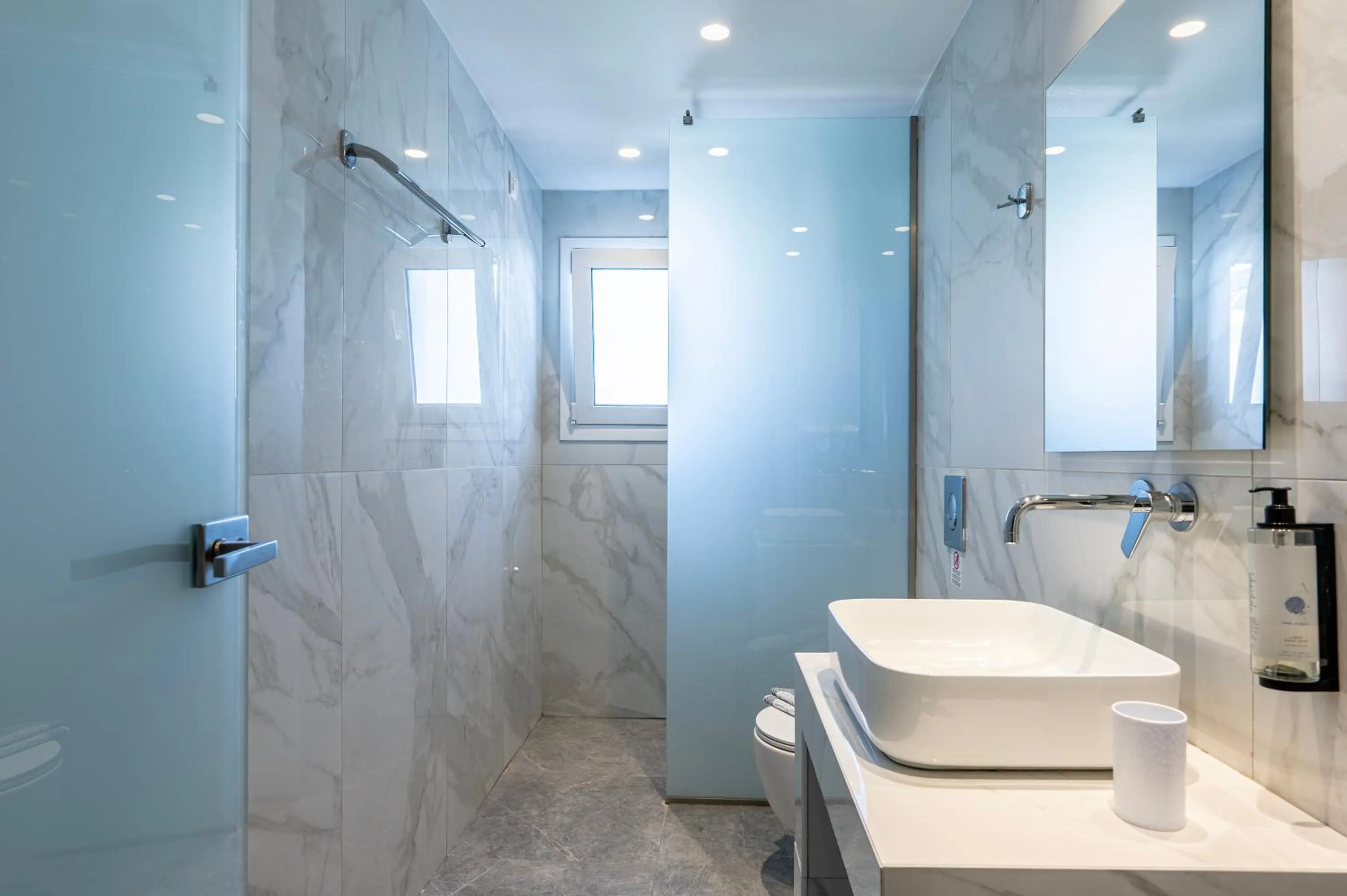 Shower in Sonia Hotel & Suites - Adults Only