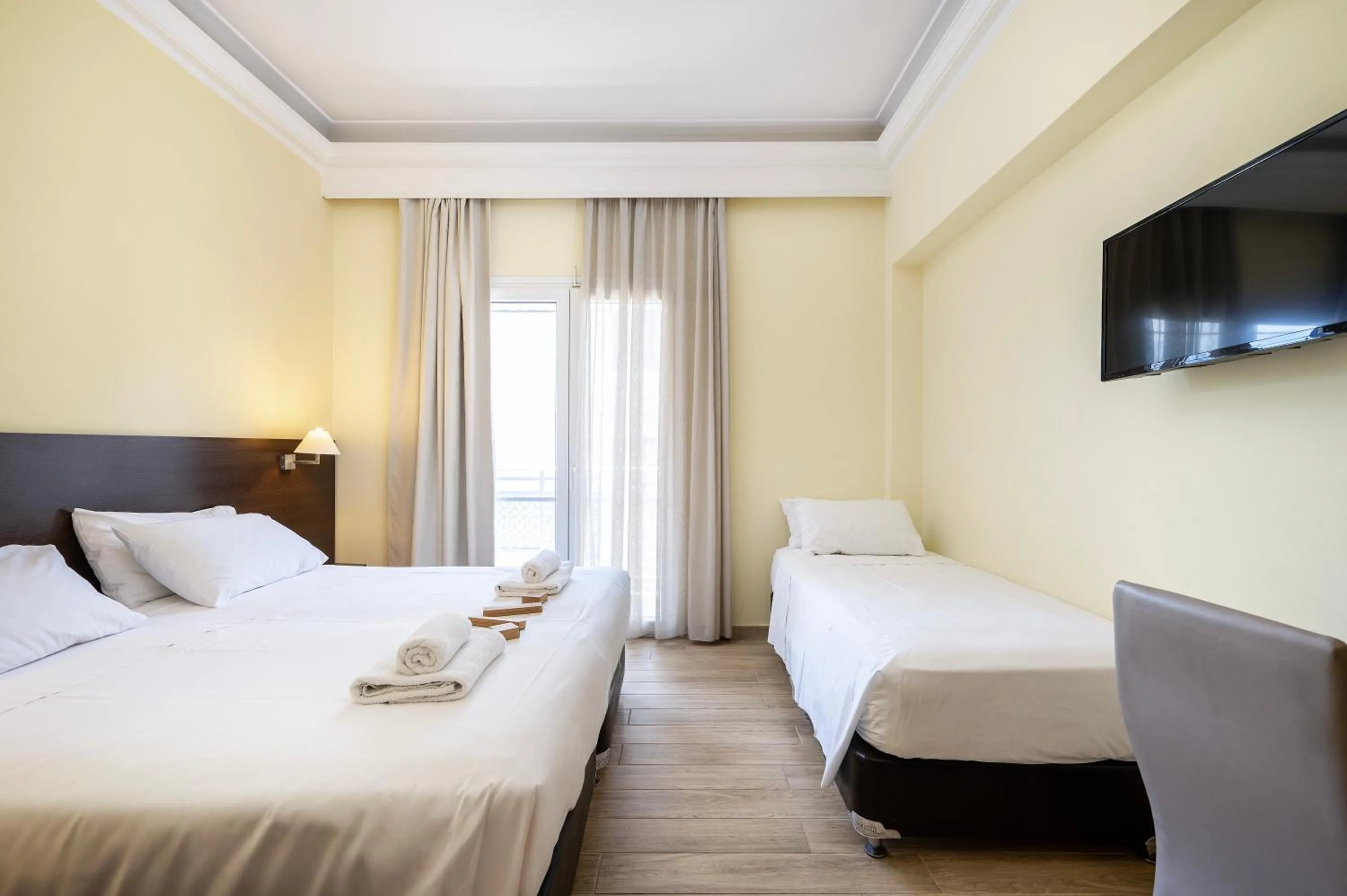 Bed in Sonia Hotel & Suites - Adults Only