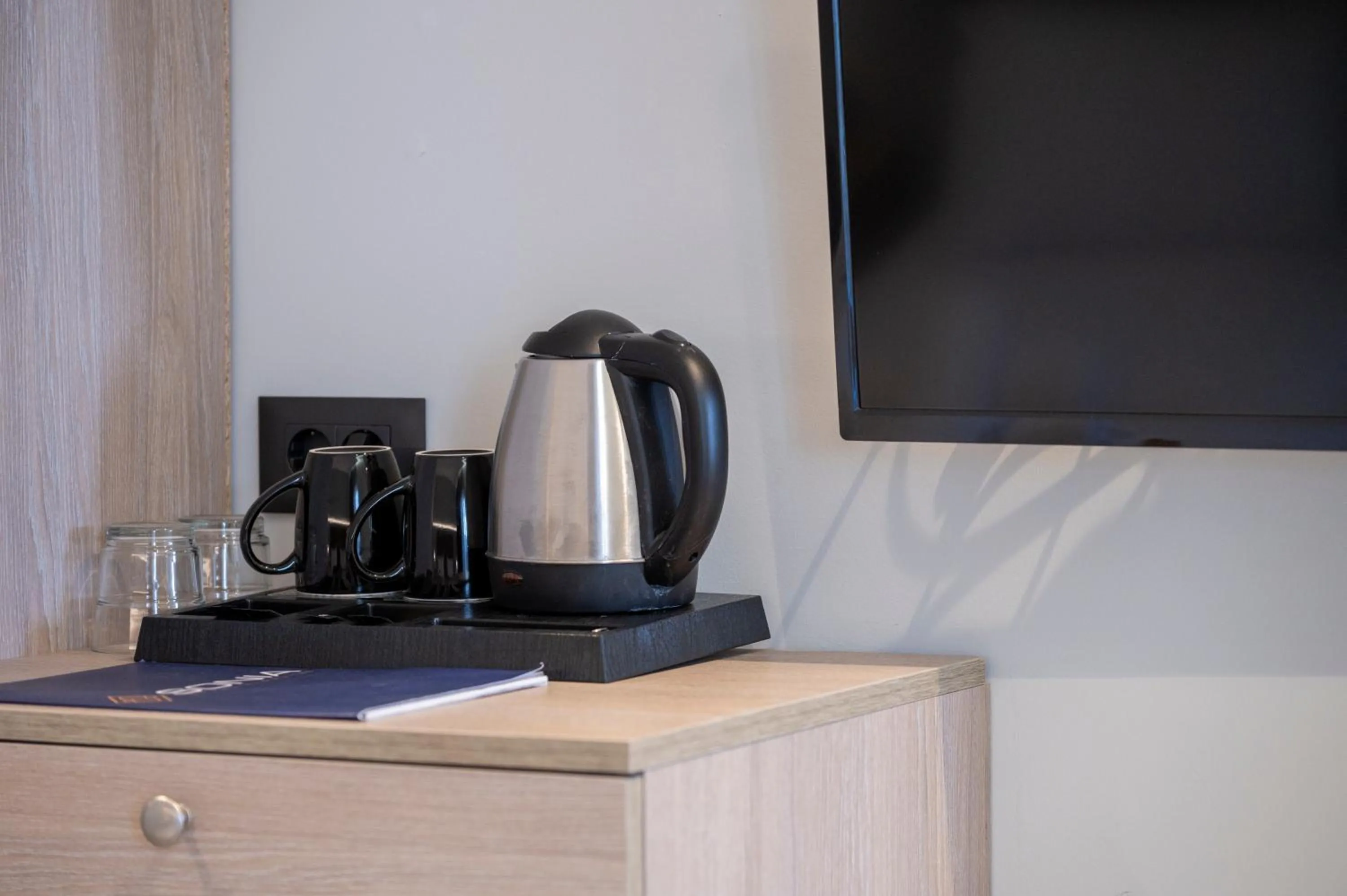 Coffee/tea facilities in Sonia Hotel & Suites - Adults Only