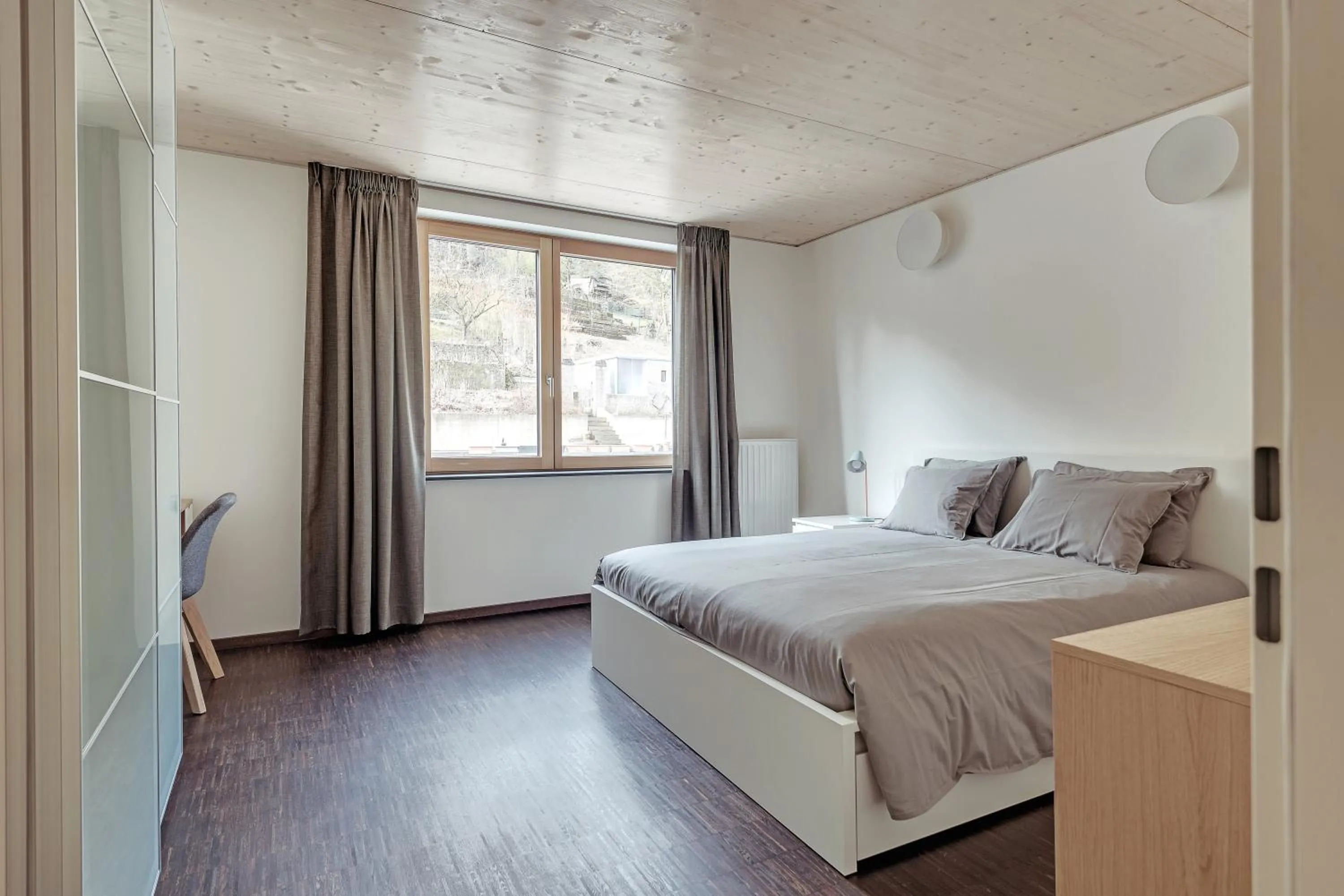 Bedroom, Bed in Vistay apartments