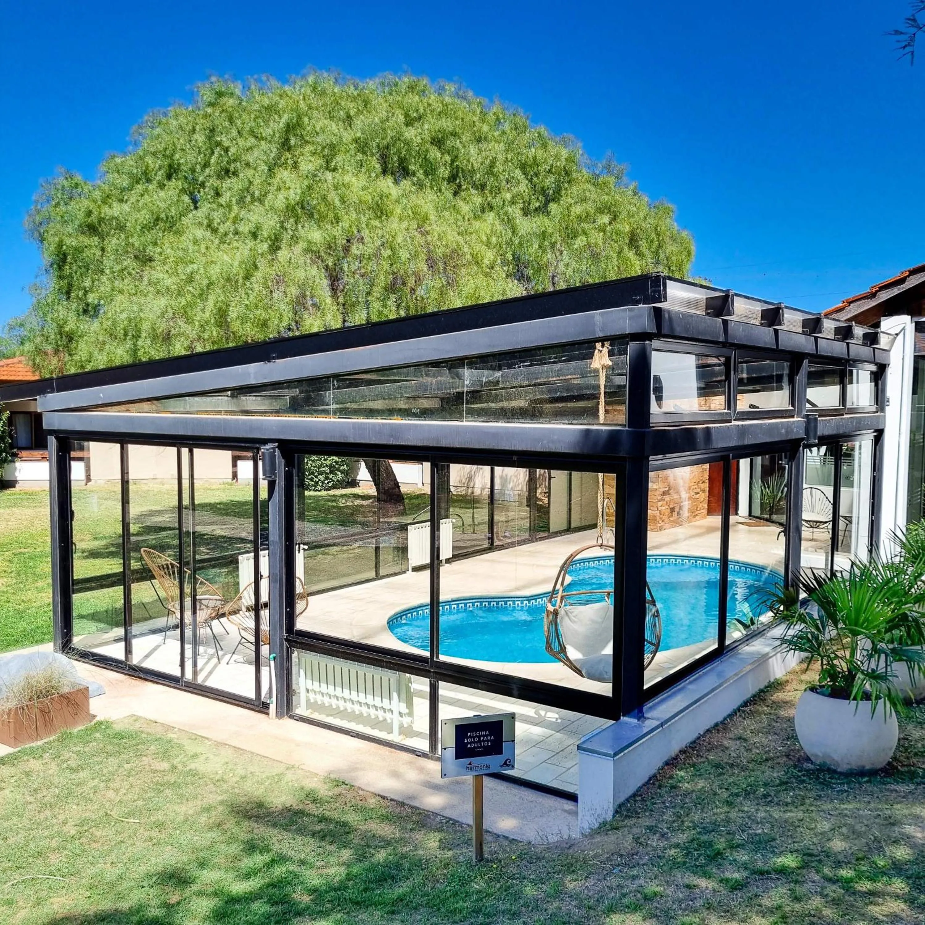 Swimming pool in Harmonie Hotel De Montaña - Adults only