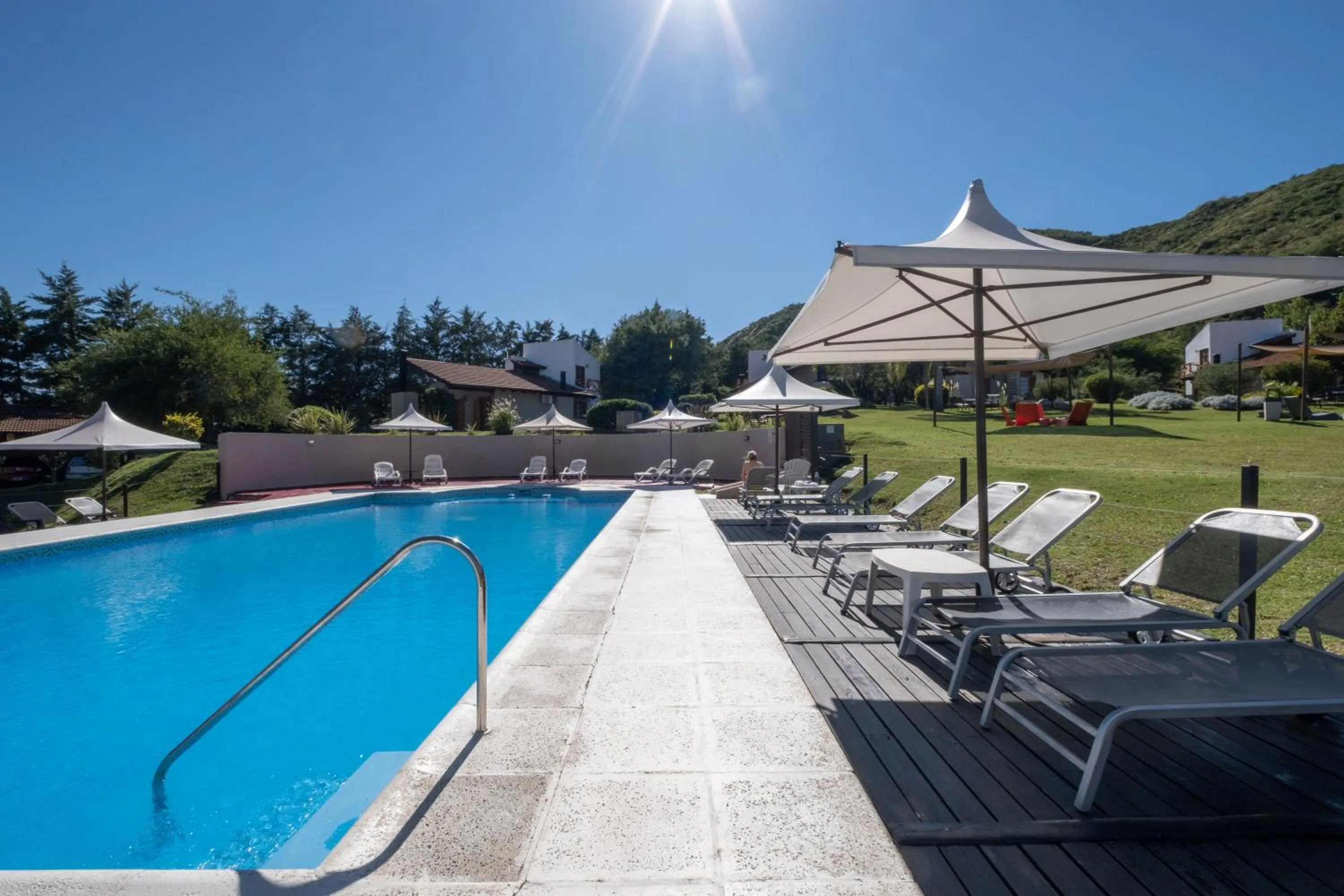 Swimming pool in Harmonie Hotel De Montaña - Adults only