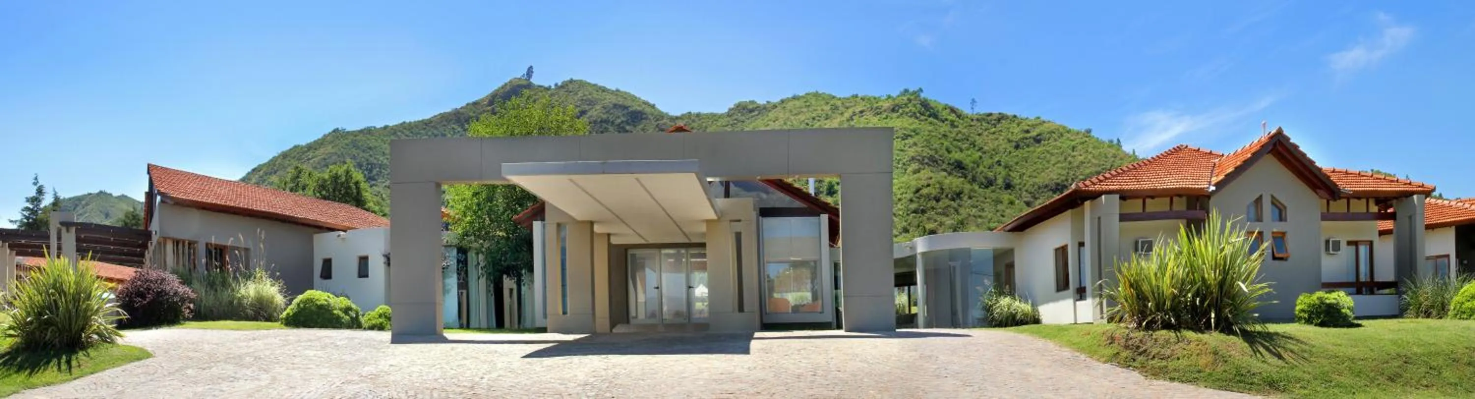 Facade/entrance in Harmonie Hotel De Montaña - Adults only