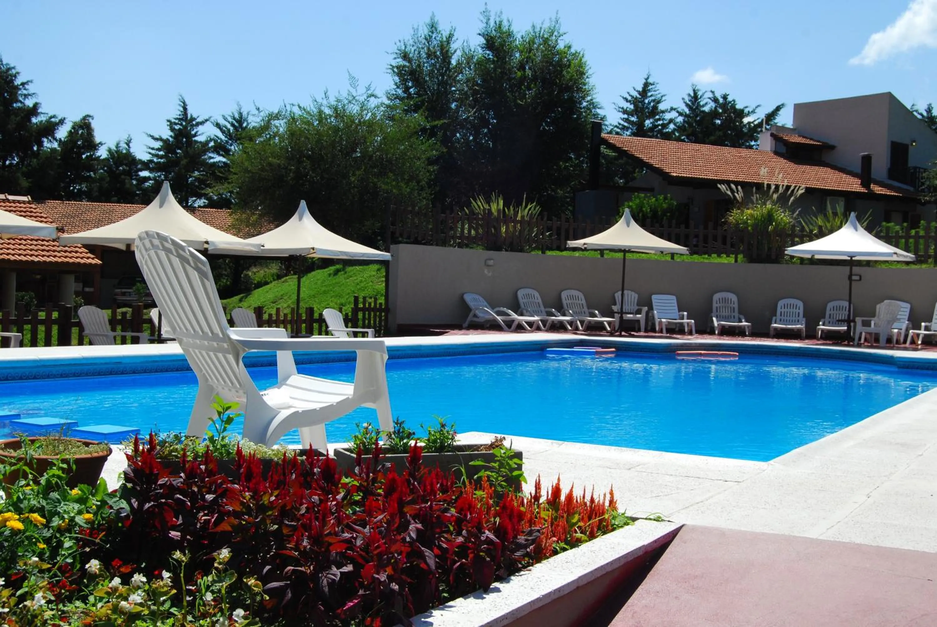 Swimming pool in Harmonie Hotel De Montaña - Adults only