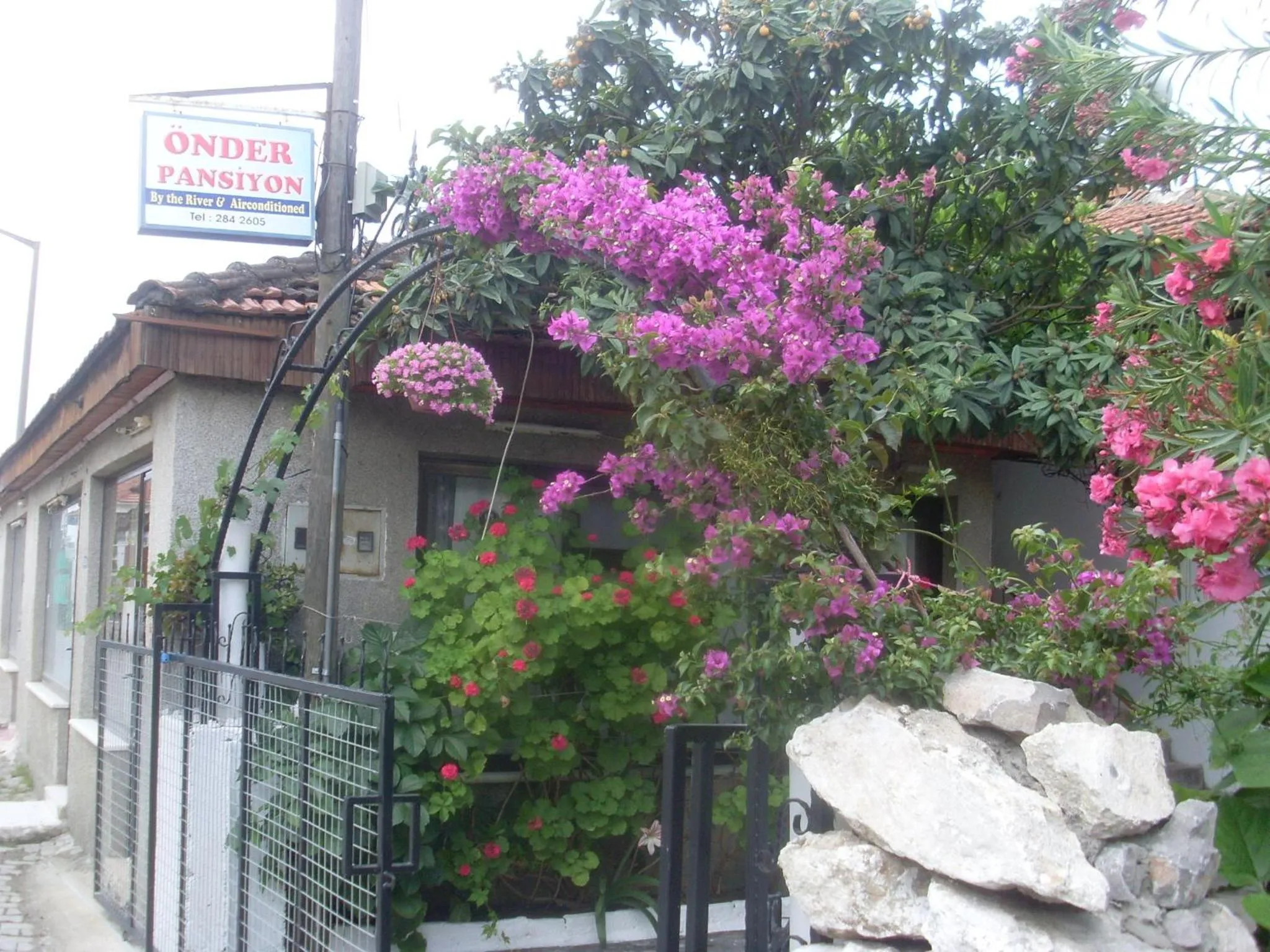 Onder Pansiyon