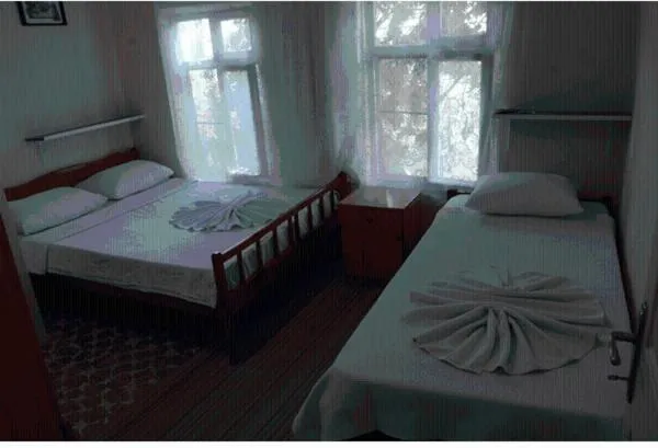 Bed in Onder Pansiyon