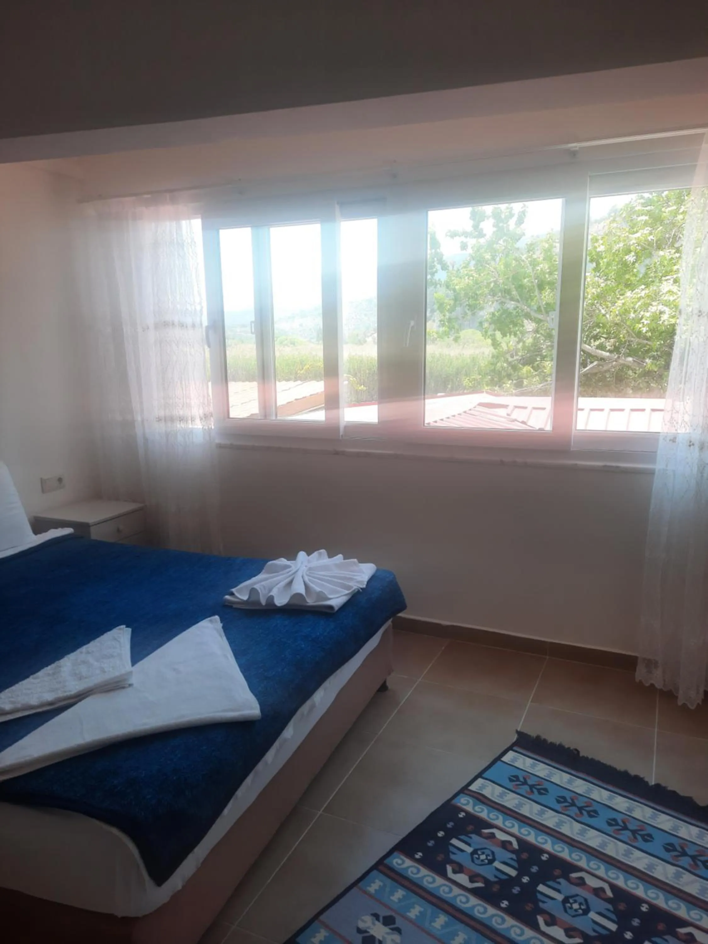 Bed in Onder Pansiyon