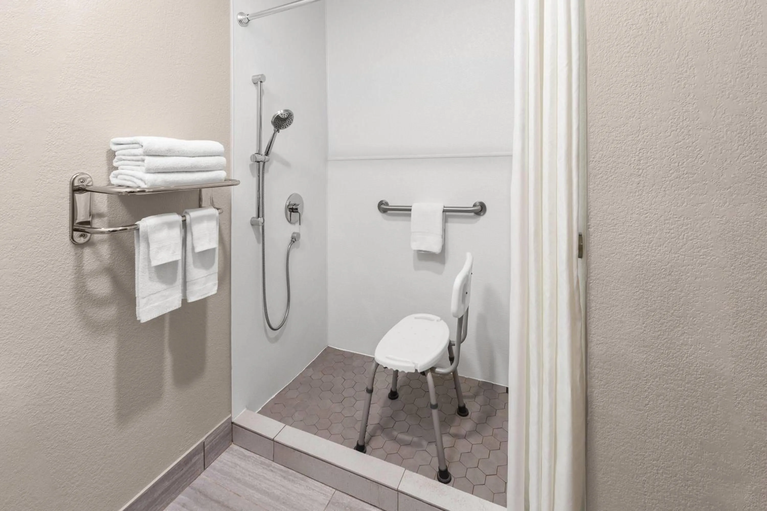 Shower in Days Inn by Wyndham Eagle River