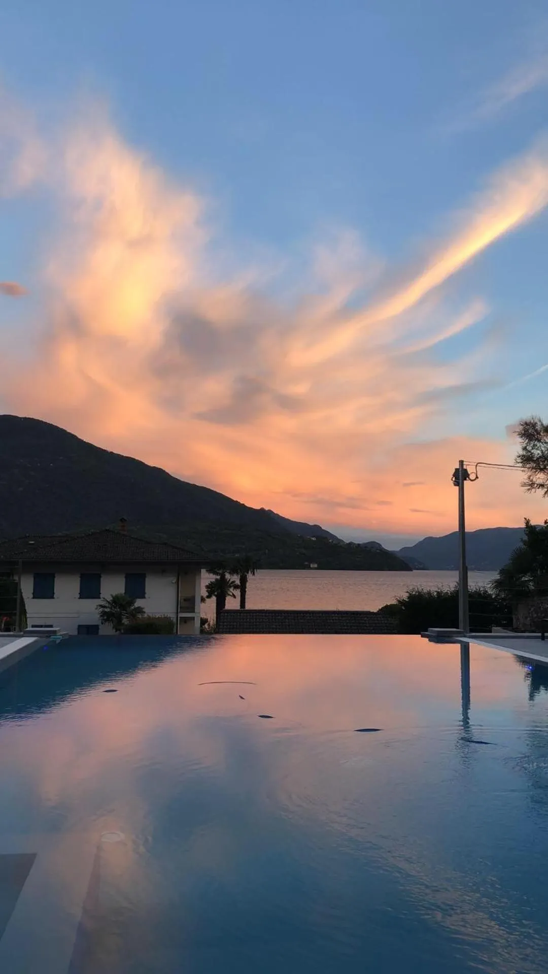 Swimming pool in Hotel Domaso