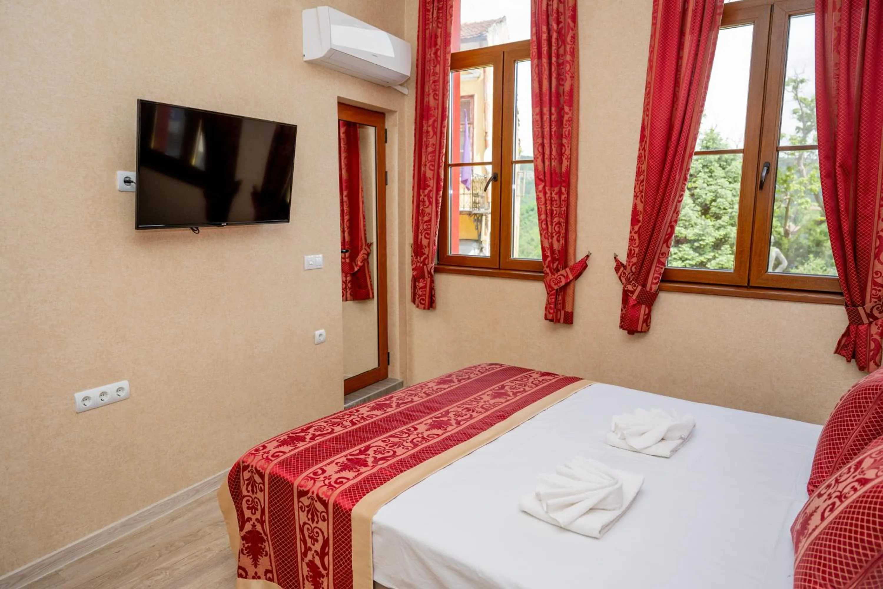 Bed in Lucky Hotel