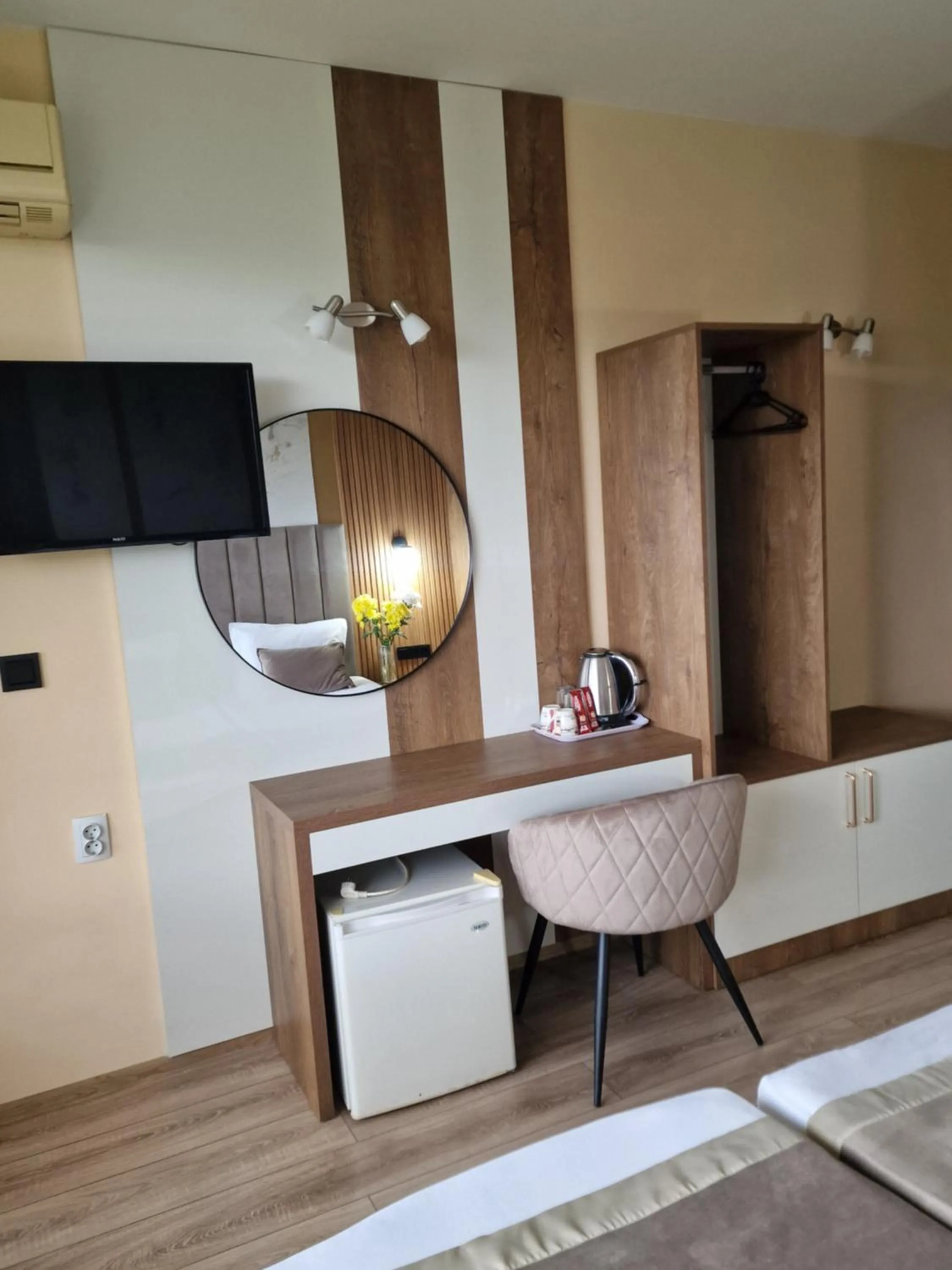 Lucky Hotel