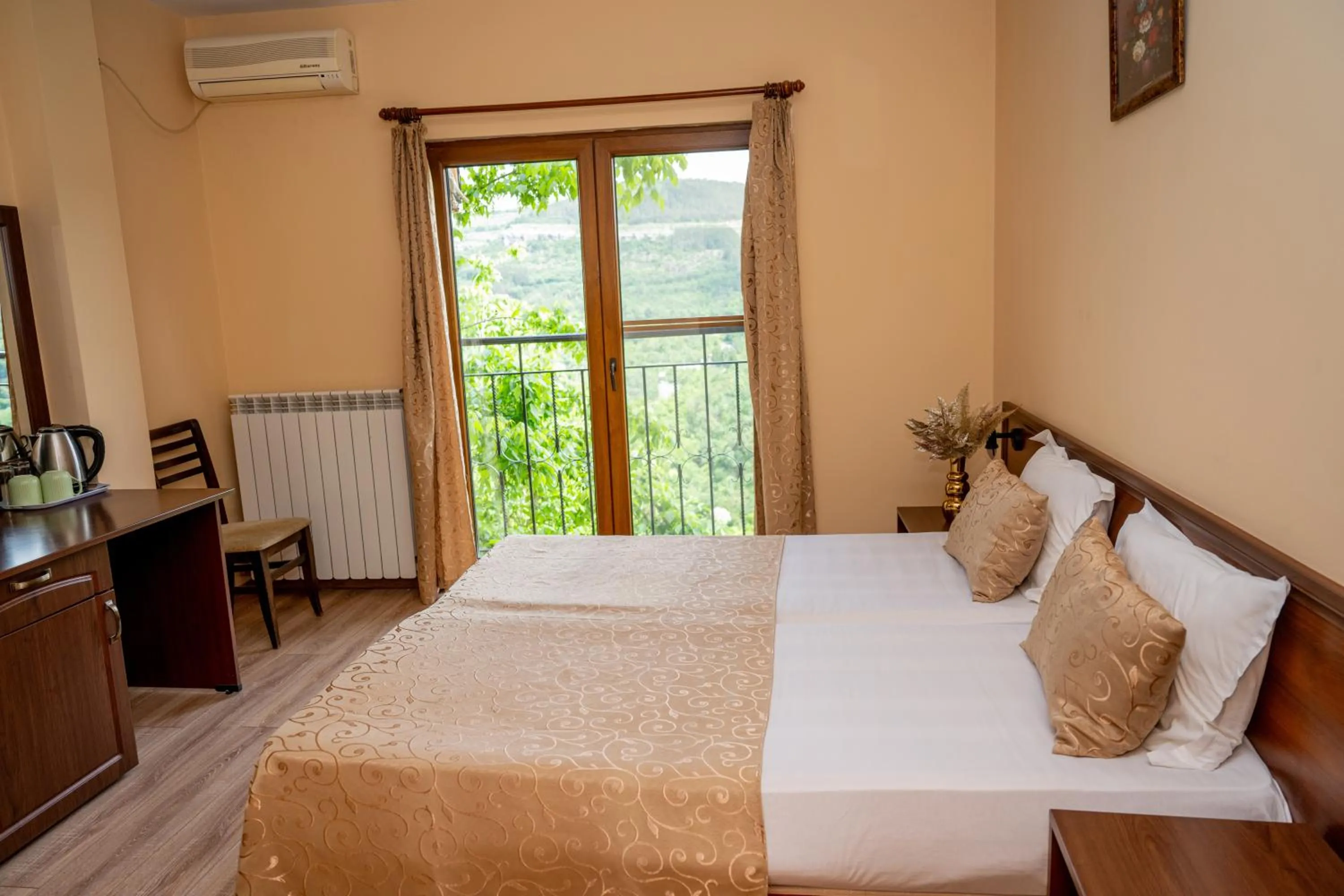 Bed in Lucky Hotel