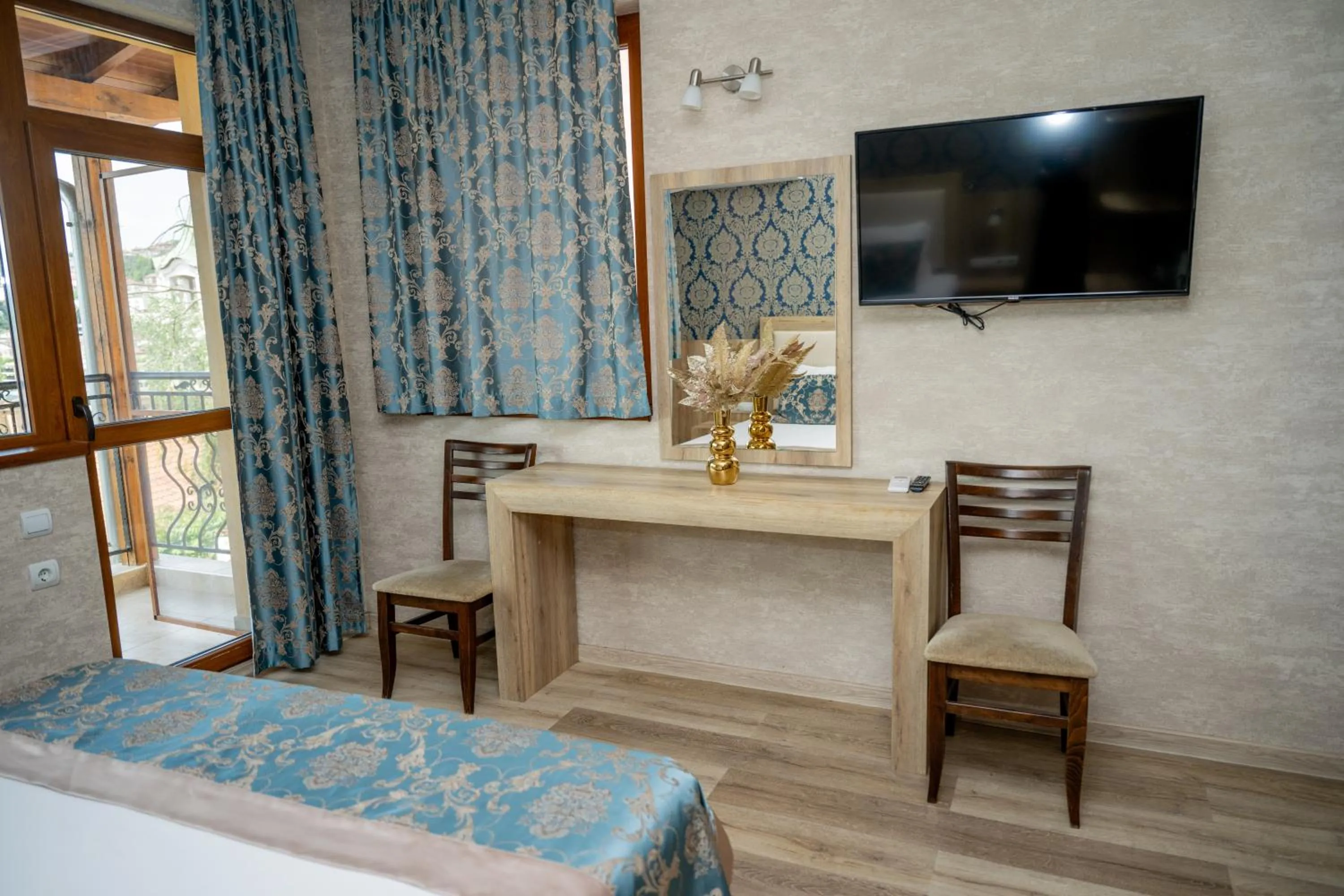 Bed in Lucky Hotel