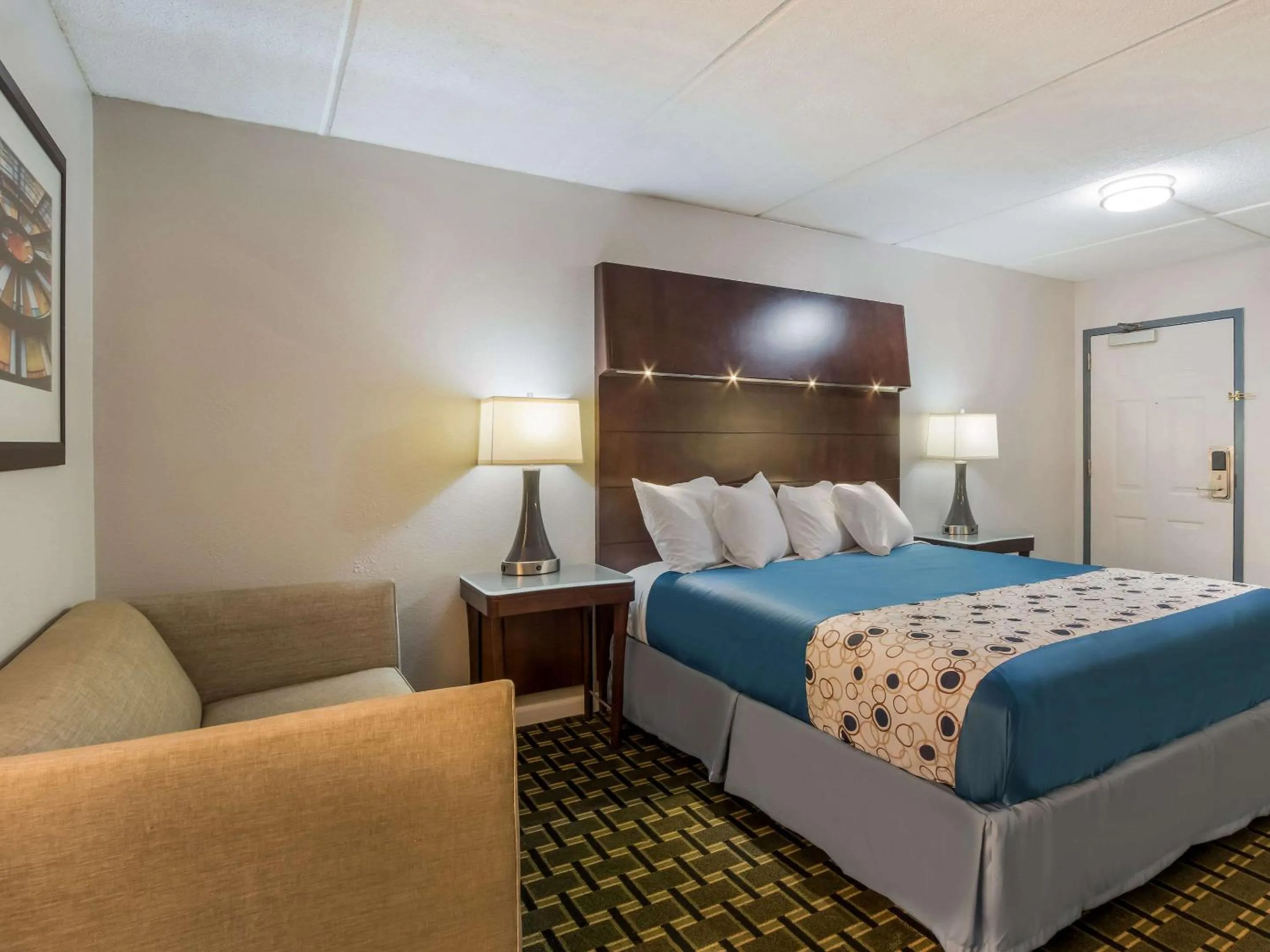 Bedroom, Bed in Rodeway Inn Greenwood